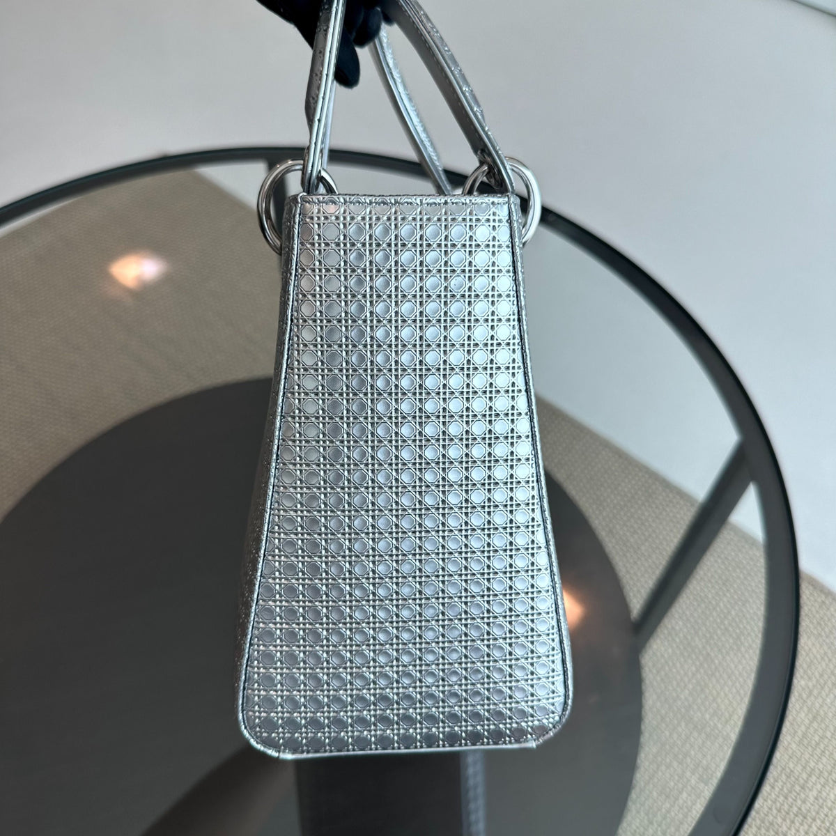 Lady Medium Micro-Cannage Metallic Limited Edition Silver SHW