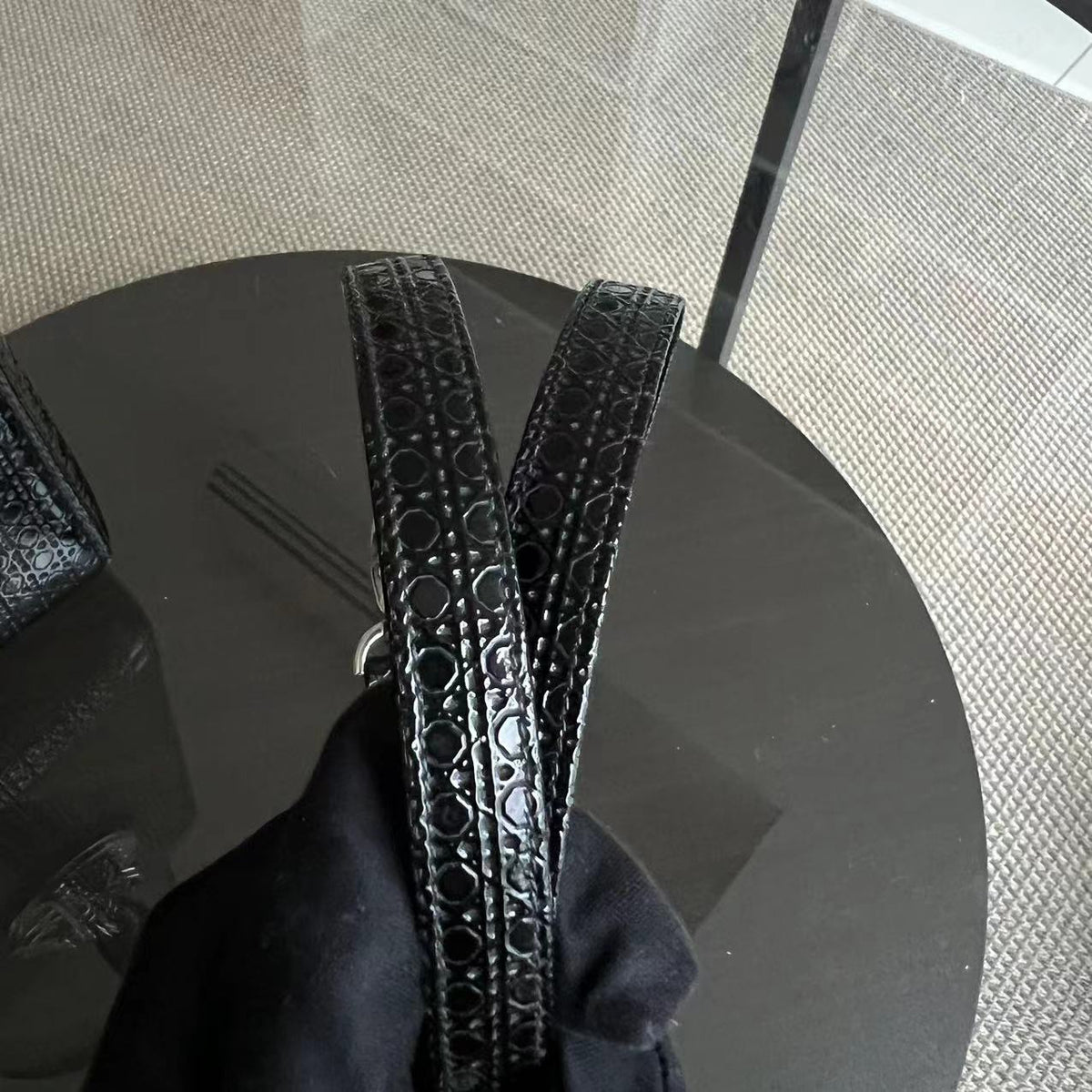 Lady Medium Micro Cannage Patent Calfskin Black SHW