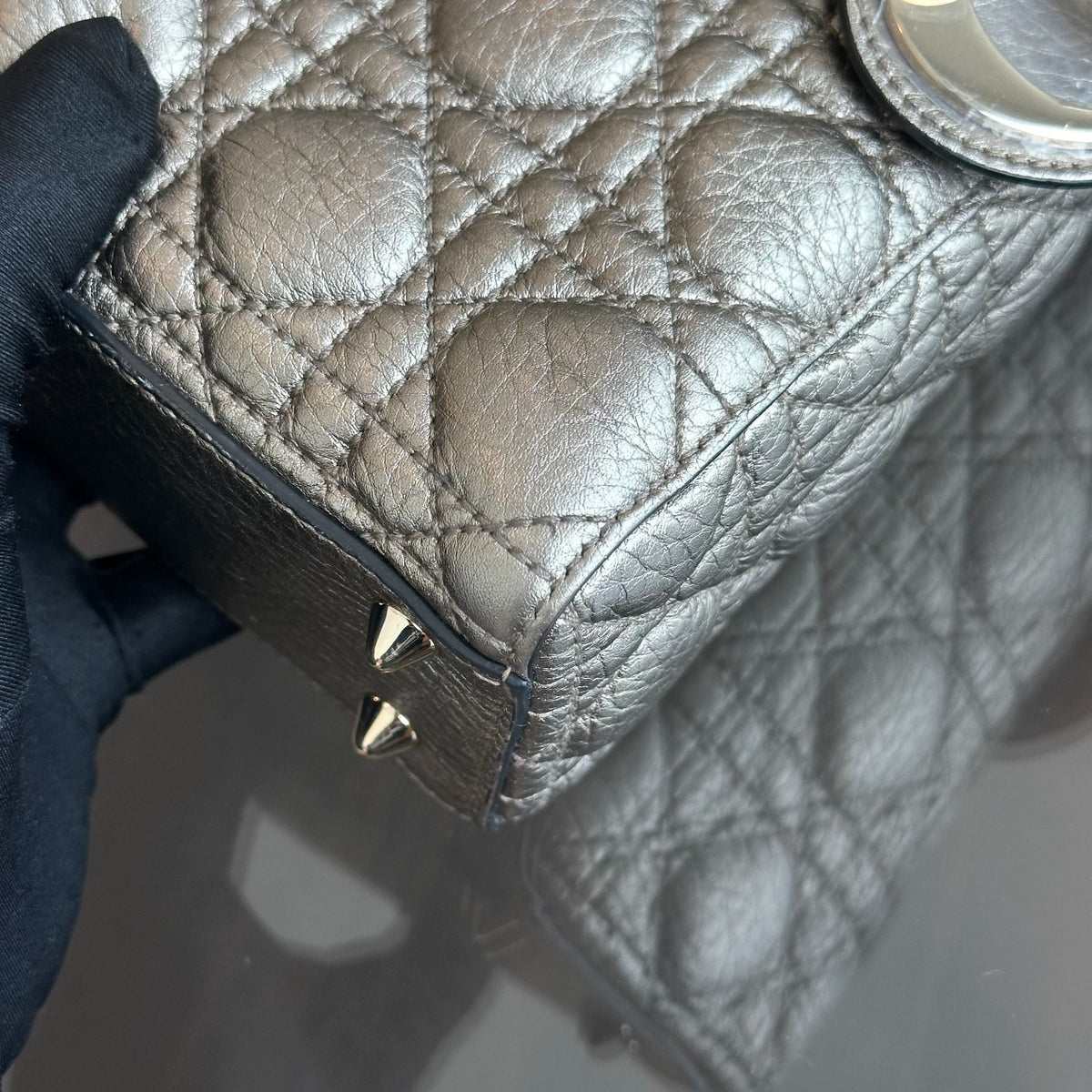 Lady Small Grained Calfskin Metallic Gold GHW