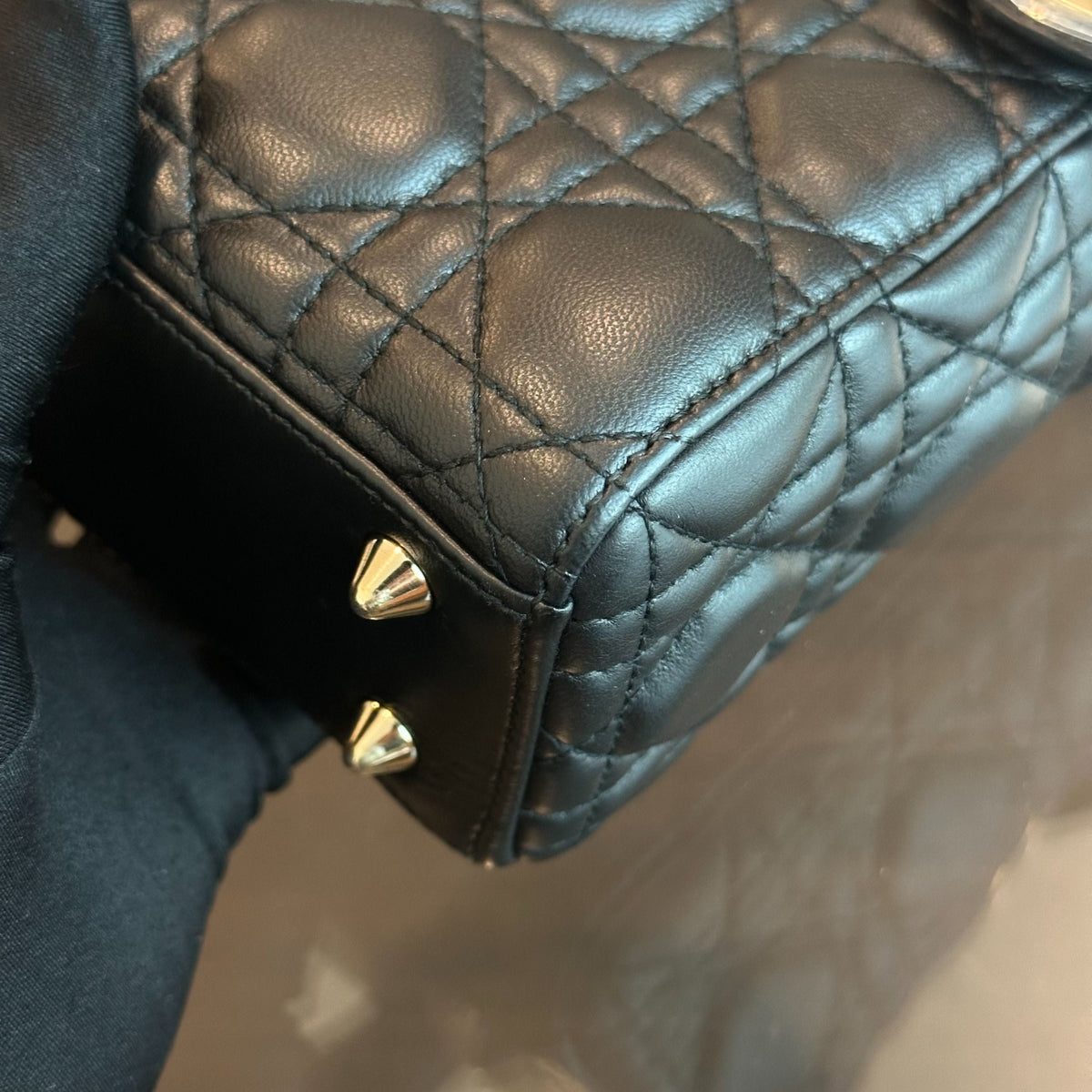 Lady Small Lambskin Cannage Badge Charm ABC Black GHW