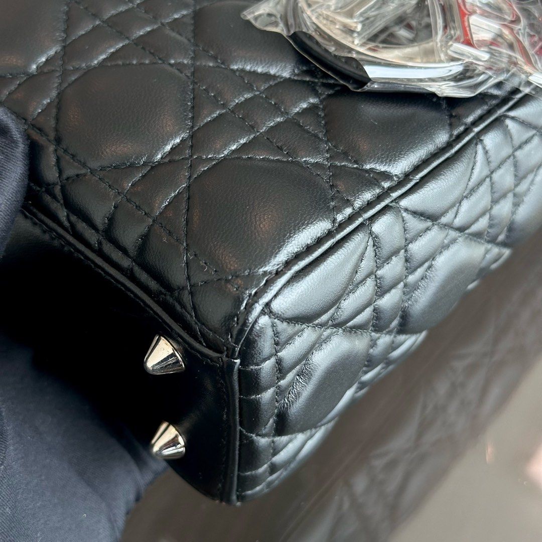 Lady Small Lambskin Cannage Badge Charm ABC Black SHW