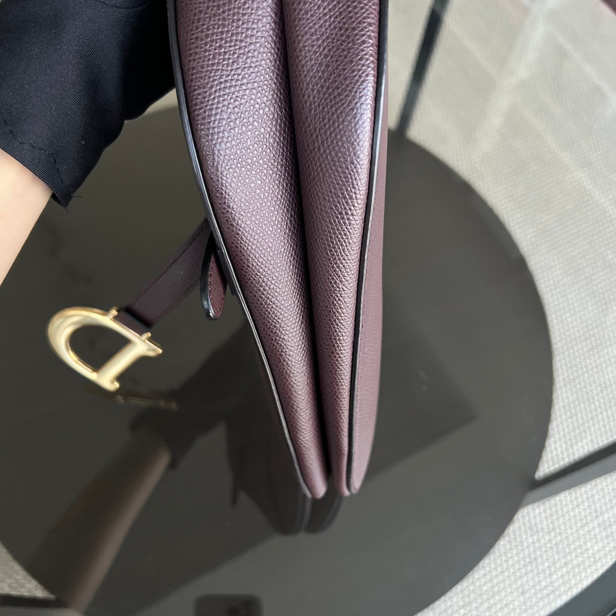 Medium Saddle  25CM Grained Calfskin Burgundy Golden Hardware