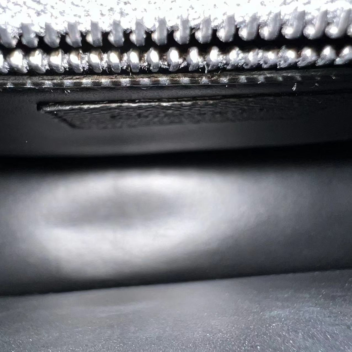 Montaigne 30 Grained Calfskin All Black