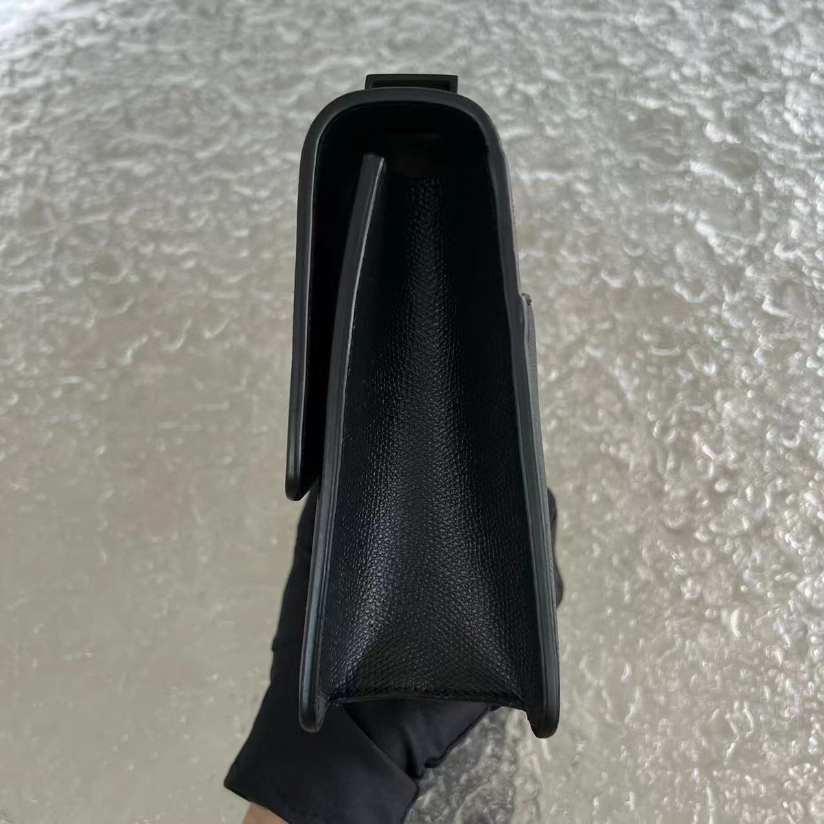 Montaigne 30 Grained Calfskin All Black