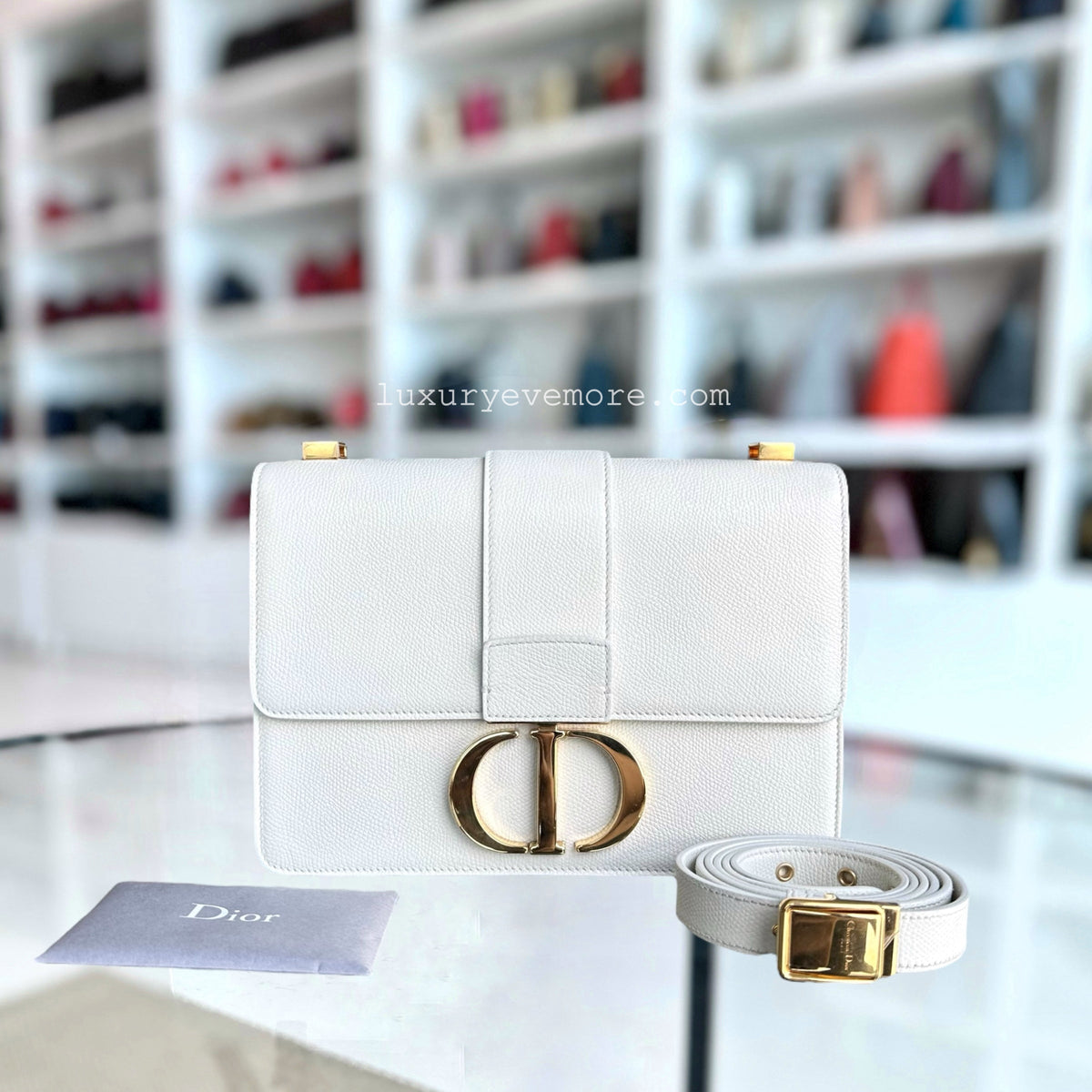 Montaigne 30 Grained Calfskin White Golden Hardware