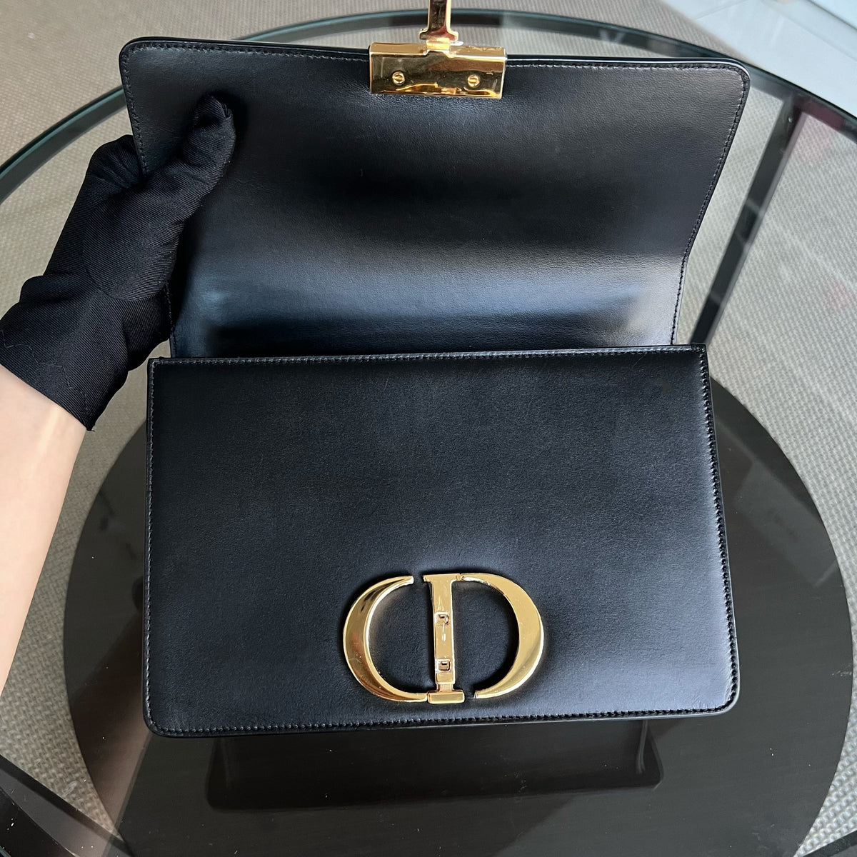 Montaigne 30 Smooth Calfskin Black Golden Hardware