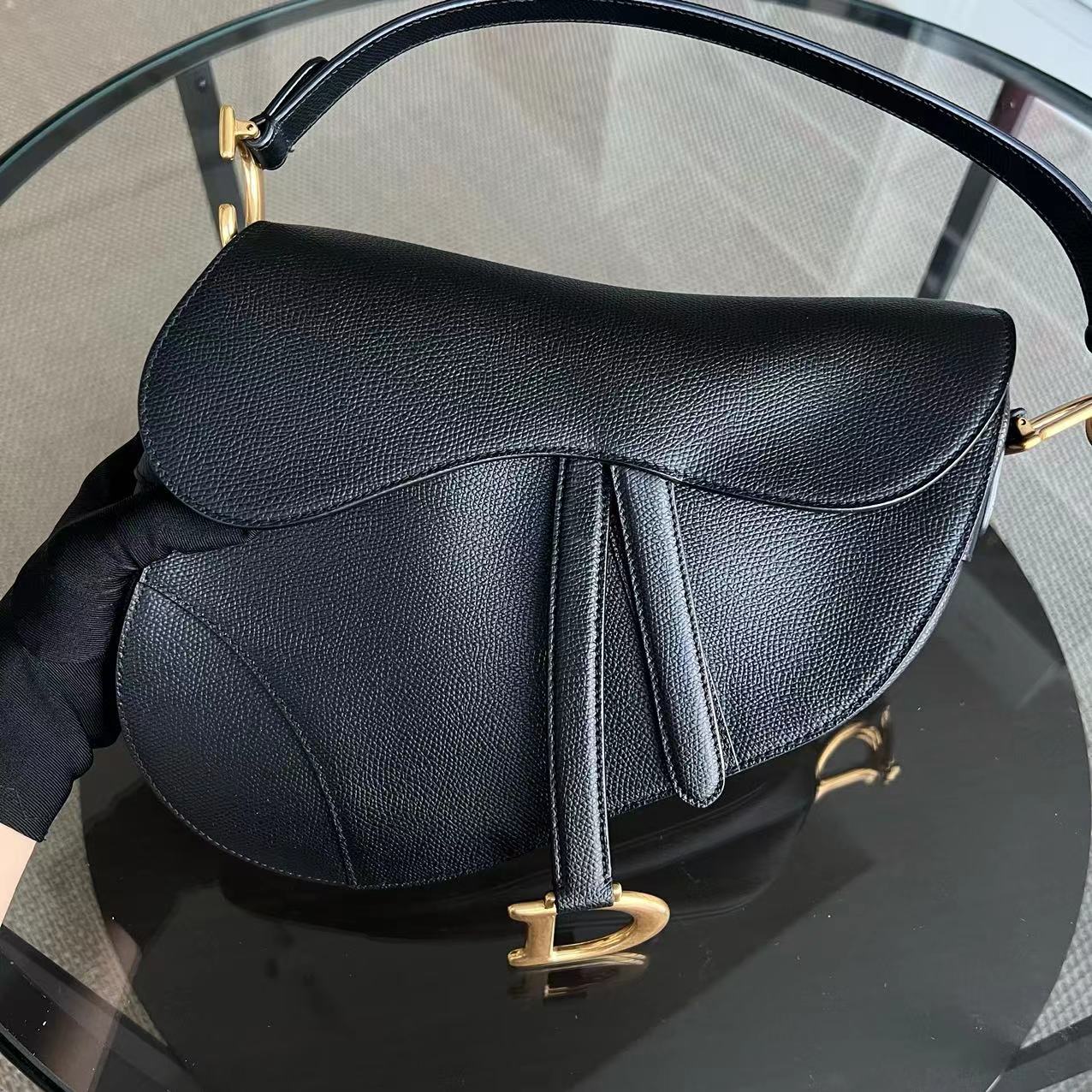 Dior Saddle Medium - 25CM Grained Calfskin Black Golden Hardware