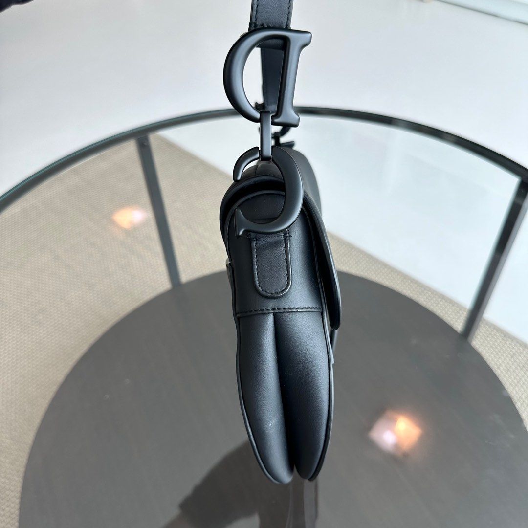 Saddle Medium Calfskin All Black BHW