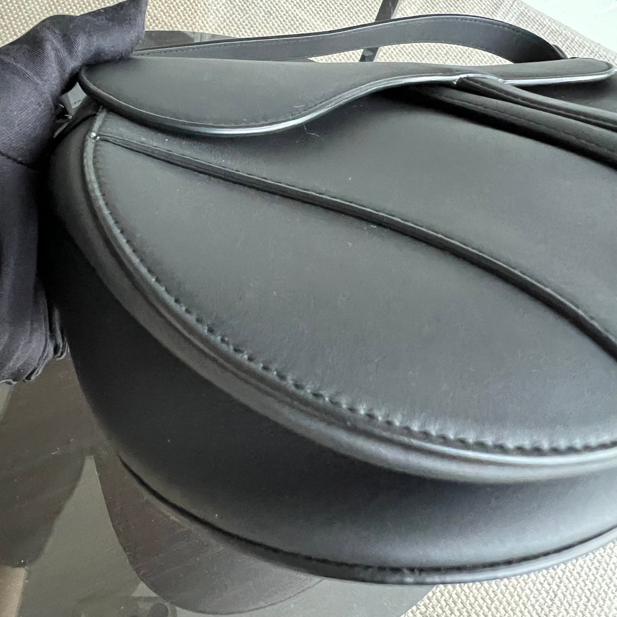 Saddle Medium CalfskinAll Black BHW