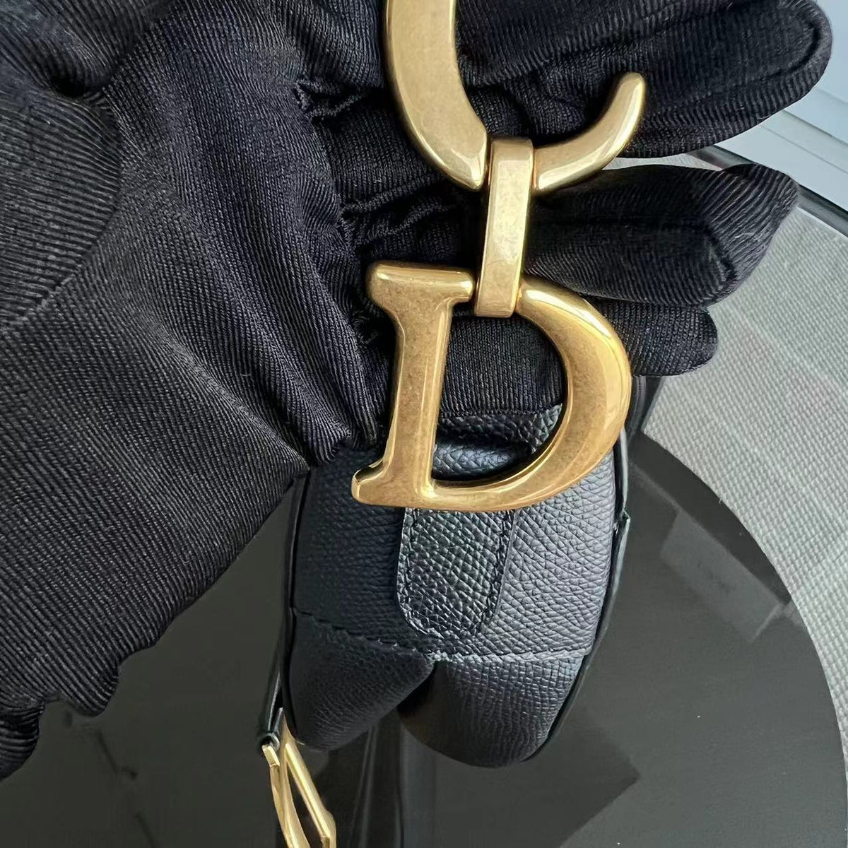 Saddle Medium Grained Calfskin Black Golden Hardware
