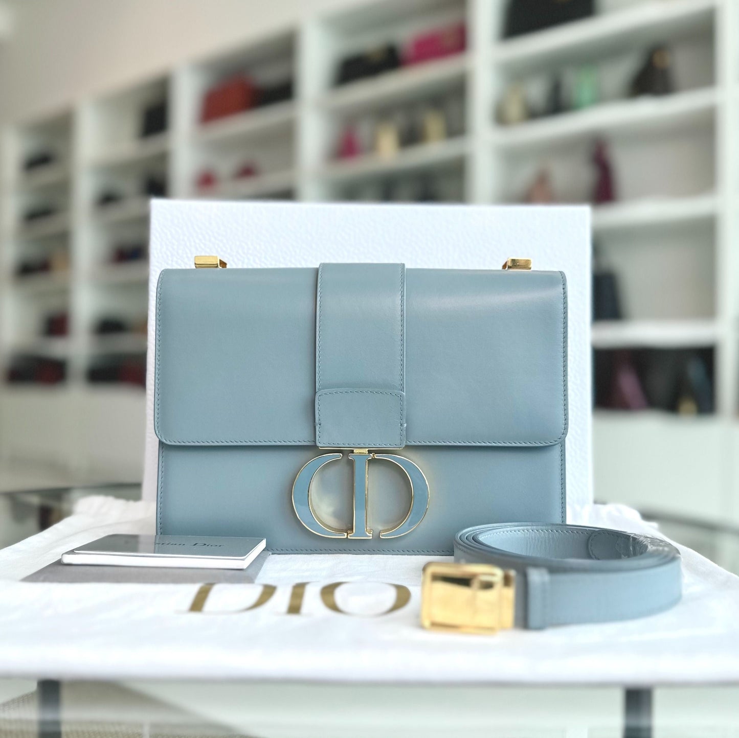 Montaigne 30 Calfskin Medium Haze Blue Shoulder Bag