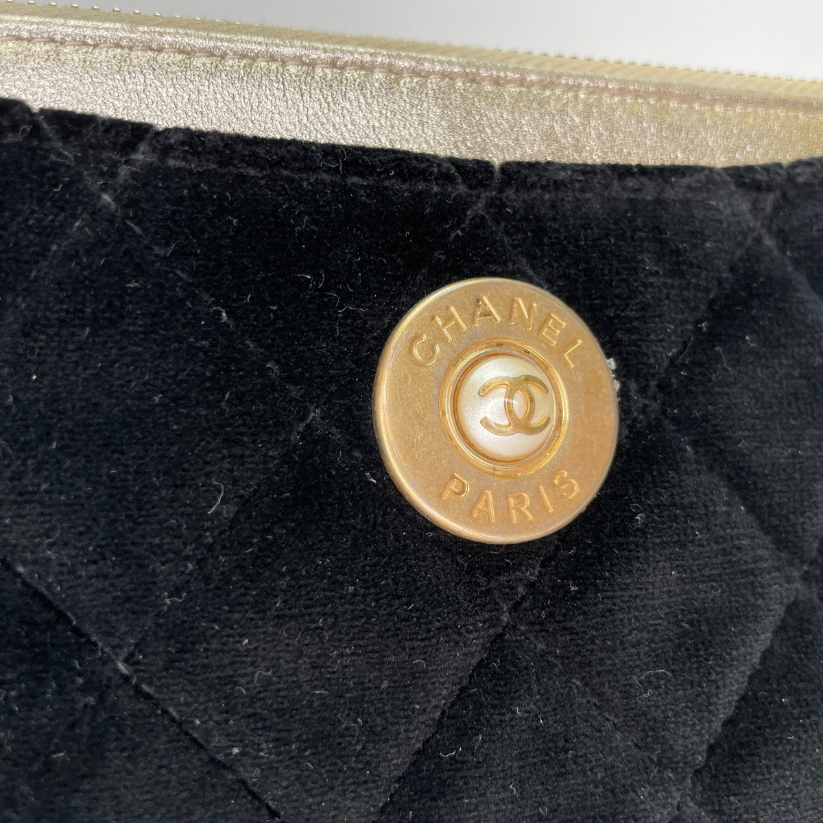 CC Black Pouch in Velvet, Gold hardware