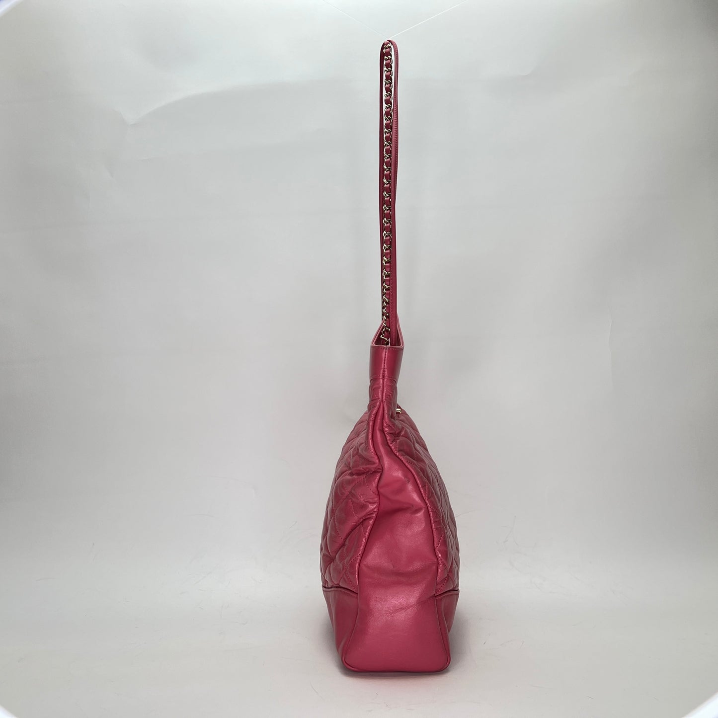 31 Shopping Medium Pink Tote Bag in Calfskin, Gold hardware