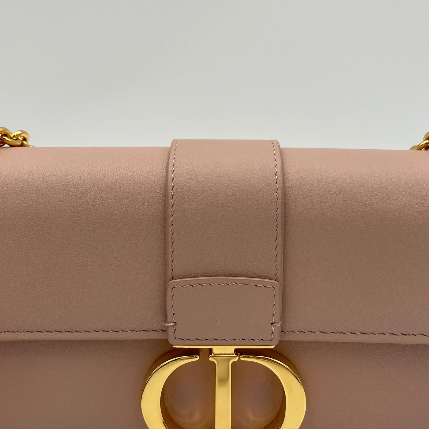 30 Montaigne East West Pink Crossbody Bag in Calfskin, Gold hardware