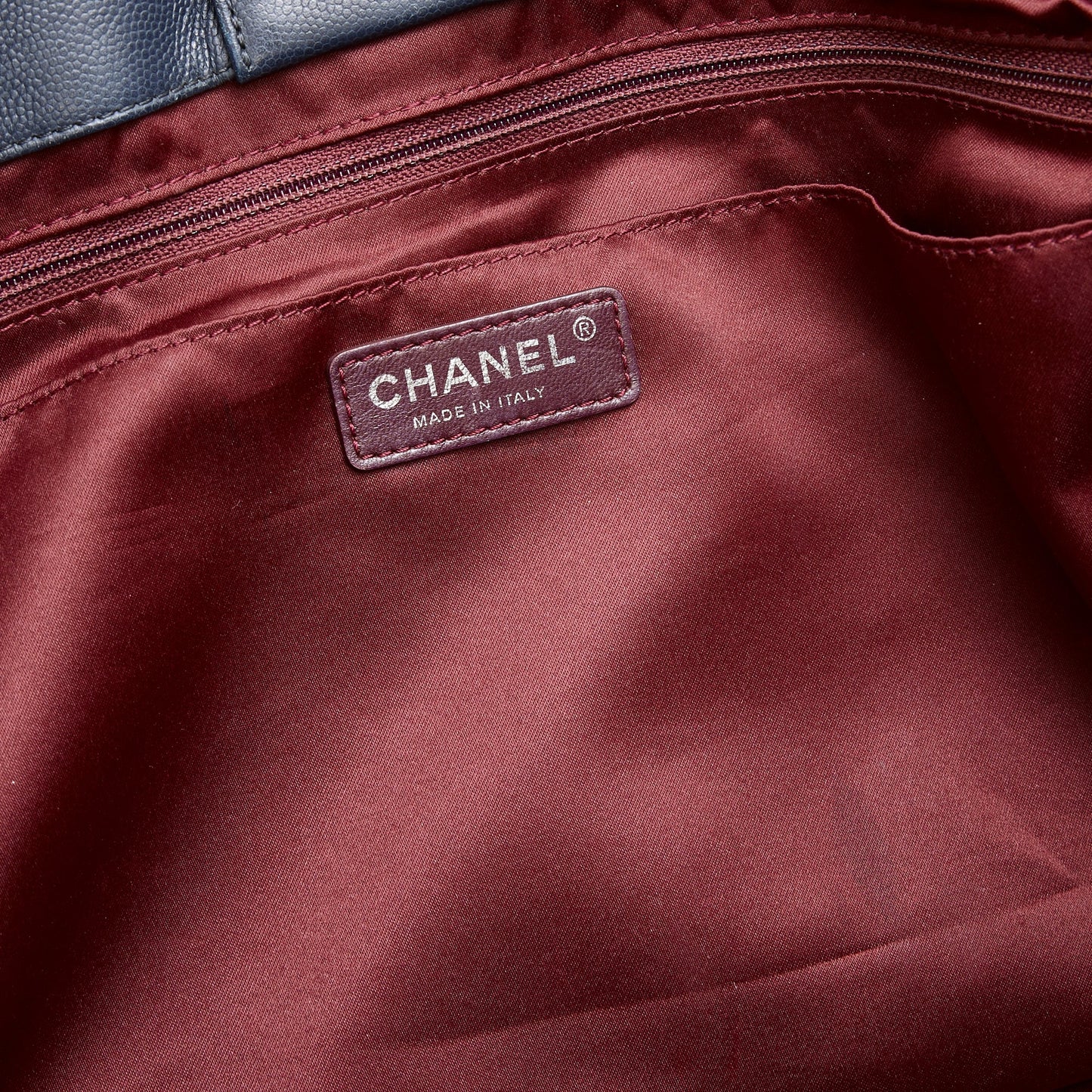 Cerf Executive Large Navy Tote Bag in Caviar Leather, Silver hardware