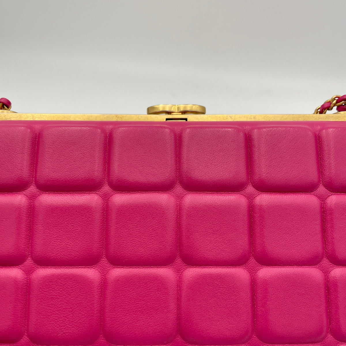 Choco Bar Pink Vanity Bag in Lambskin, Gold hardware