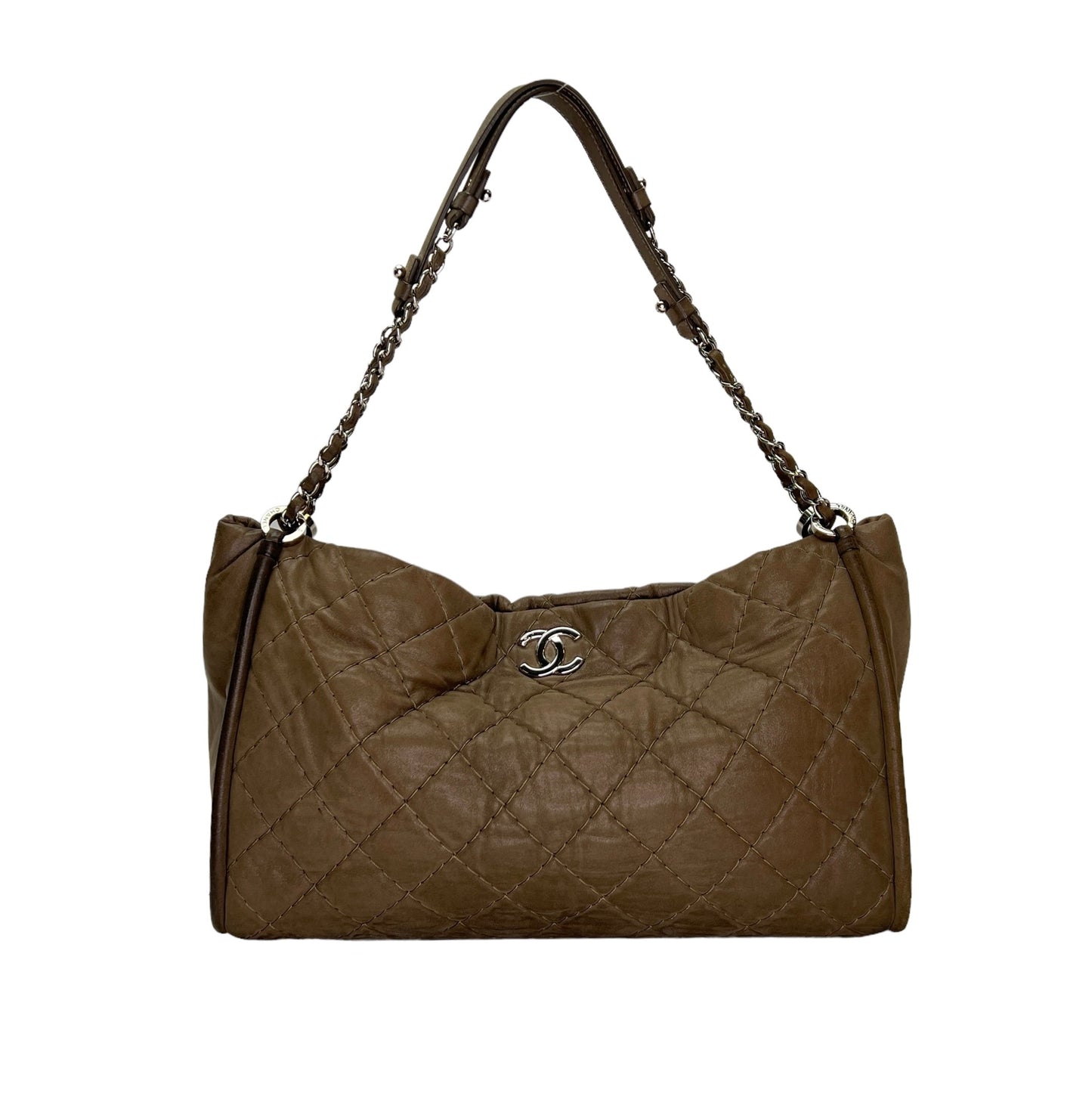 Quilted Chain Brown Shoulder Bag in, Silver hardware