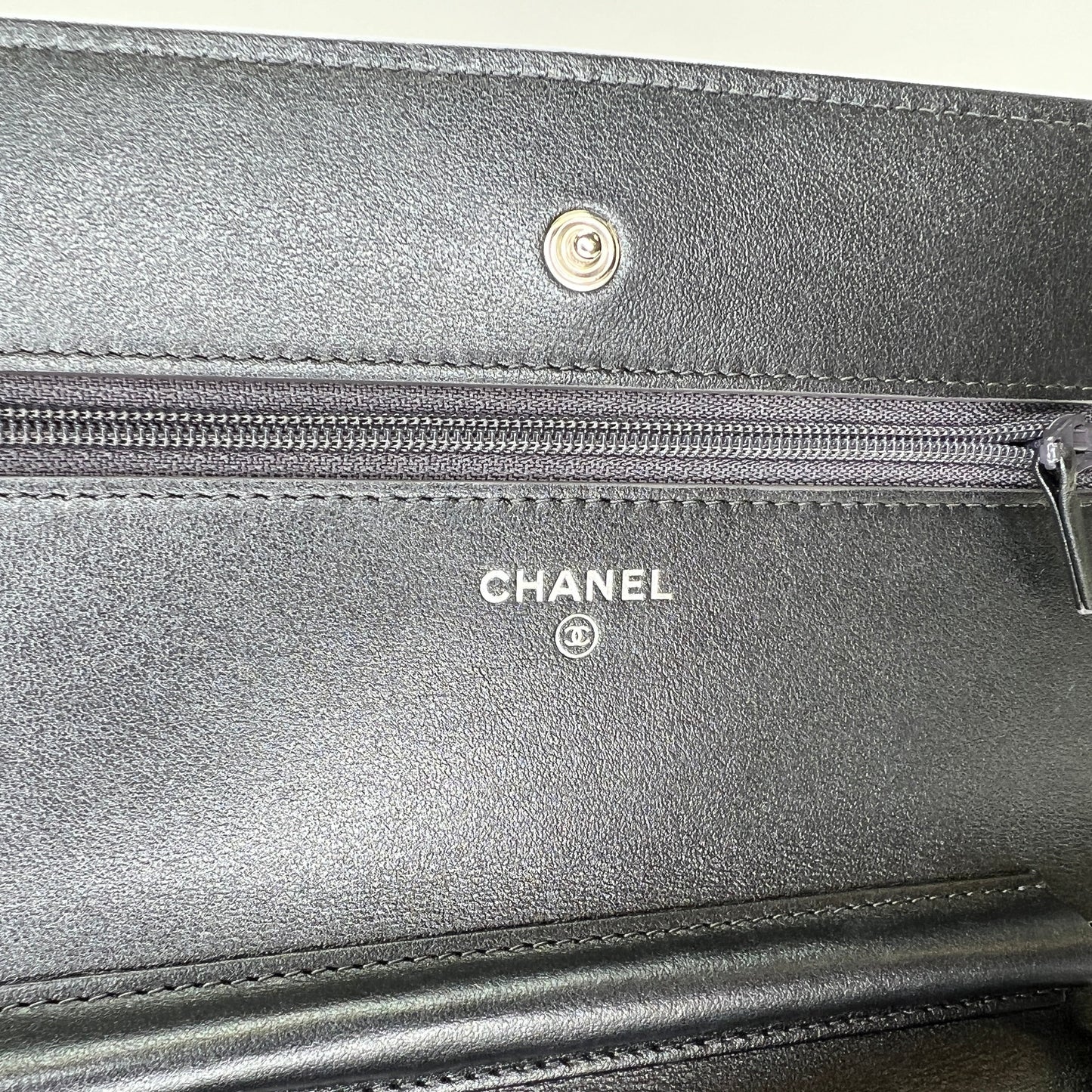 Classic Grey Wallet on Chain in Calfskin, Gunmetal hardware