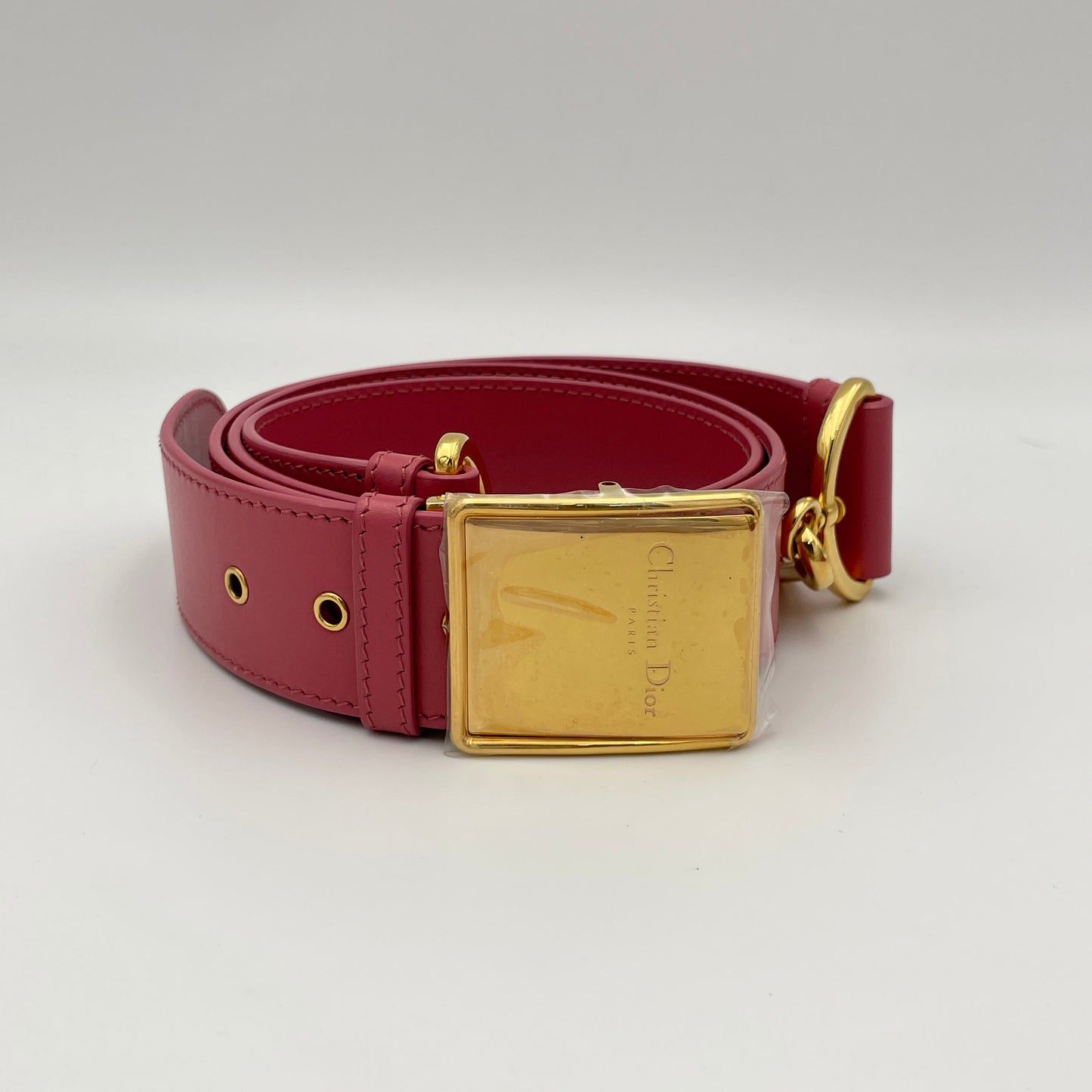 30 Montaigne Box Micro Pink Crossbody Bag in Calfskin, Gold hardware