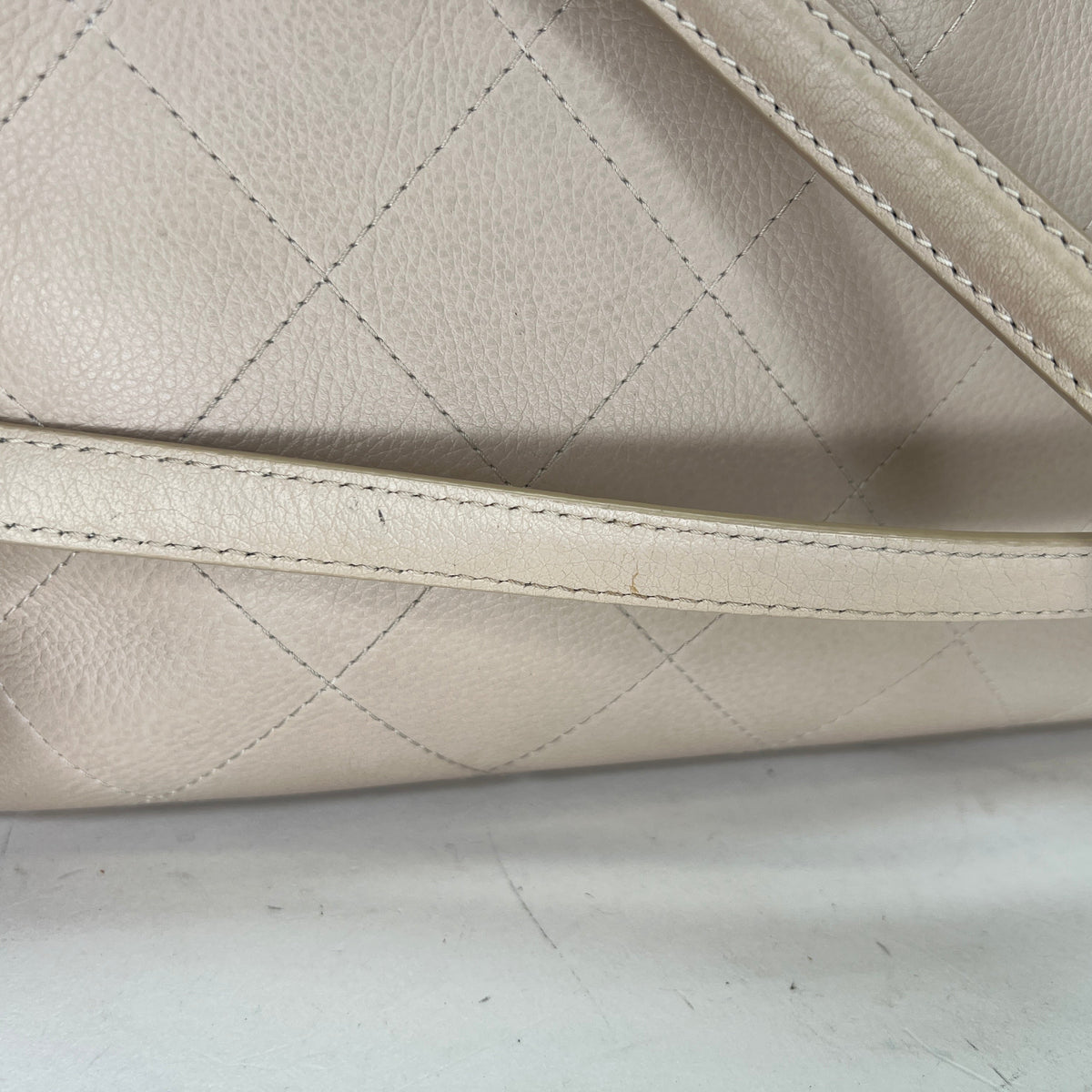 Stitched Shopping Beige Top Handle Bag in, Gold hardware
