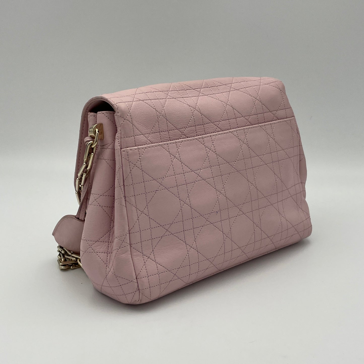 Diorling Flap Shoulder Bag Pink Shoulder Bag in Calfskin, Light Gold hardware