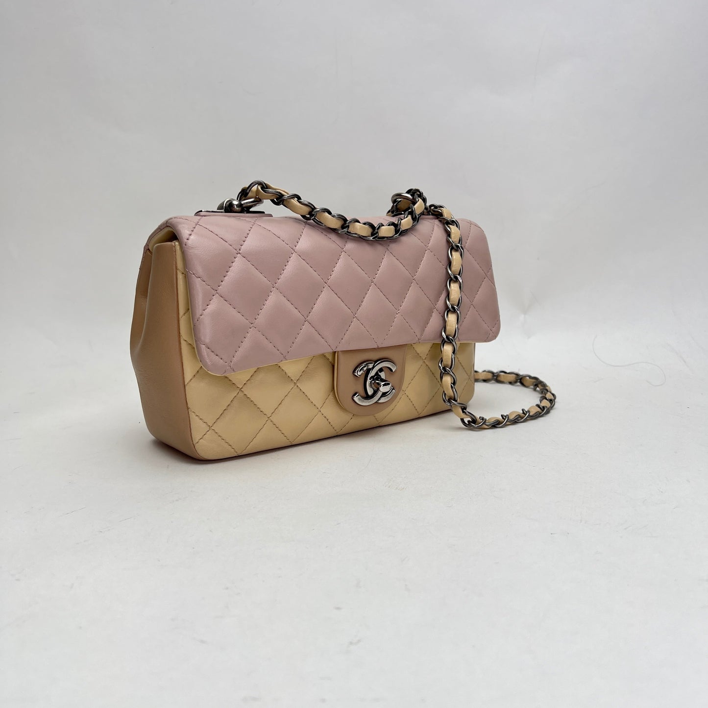Timeless Classic Flap Beige Shoulder Bag in Lambskin, Ruthenium hardware