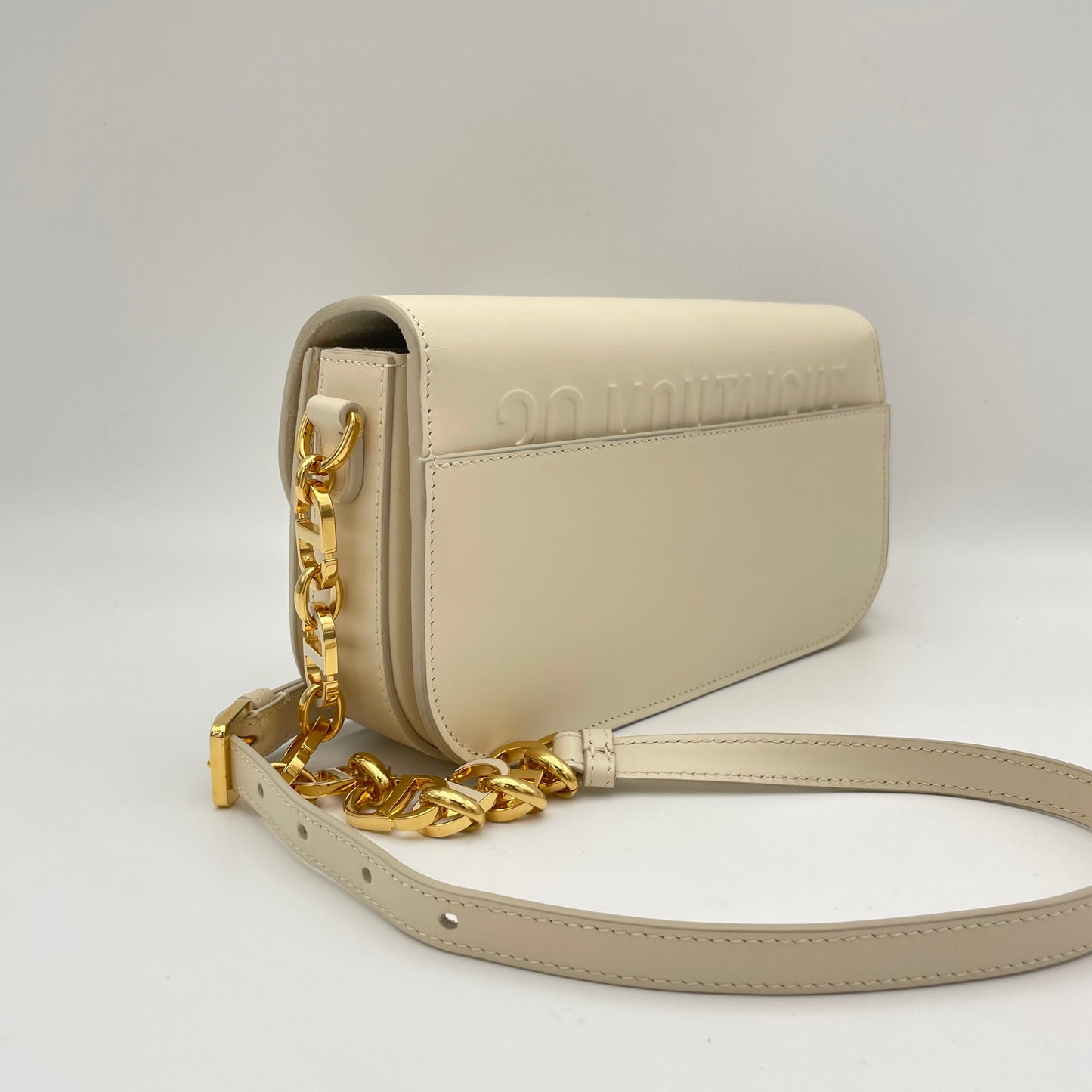 30 Montaigne Avenue Cream Crossbody Bag in Calfskin, Gold hardware