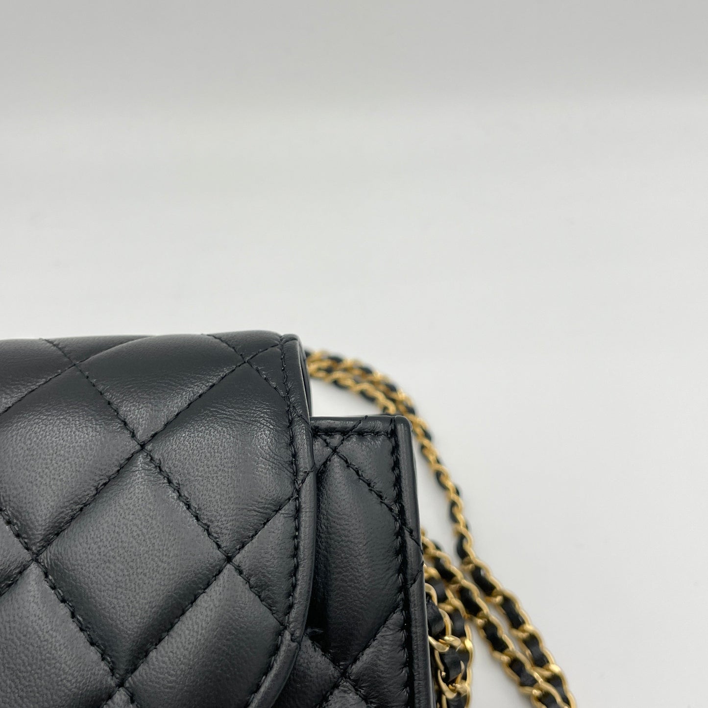 Quilted Flap Black Crossbody Bag in Lambskin, Gold hardware