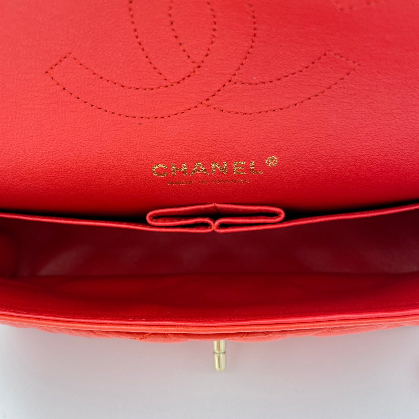 Classic Double Flap Medium Red Shoulder Bag in Lambskin, Light Gold hardware