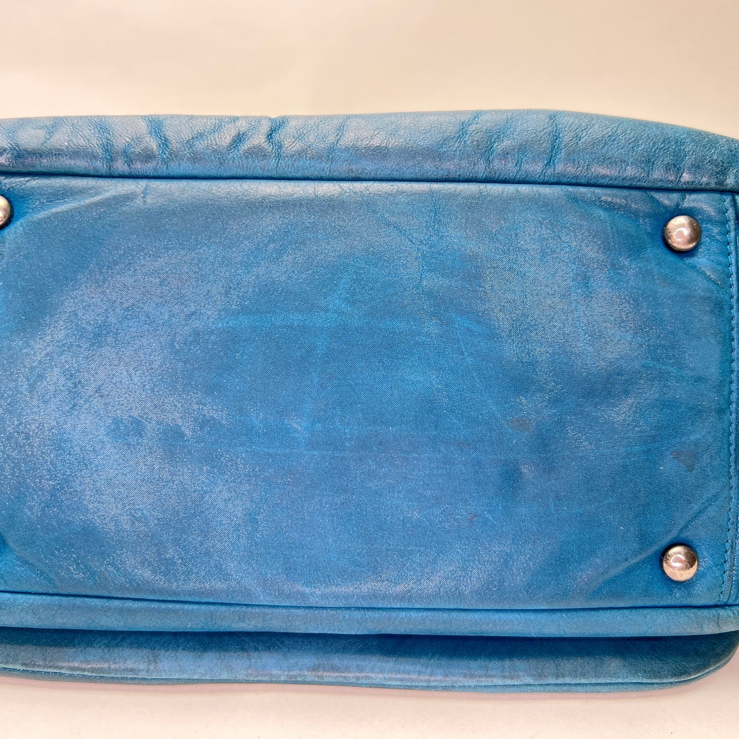 Glint Accordion Flap Blue Shoulder Bag in Lambskin, Silver hardware
