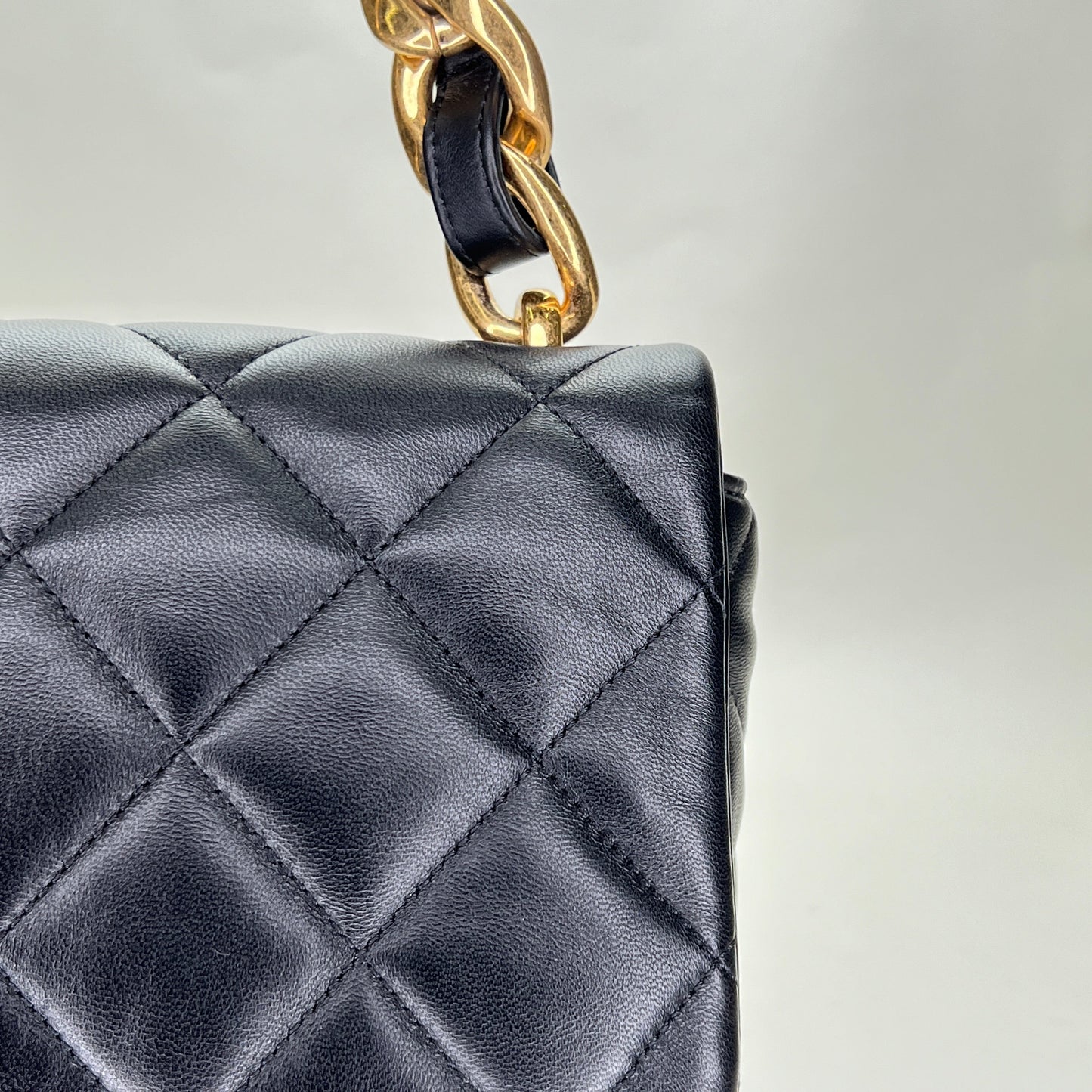 Single Flap Black Shoulder Bag in Calfskin, Gold hardware