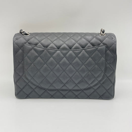 Classic Flap Maxi Black Shoulder Bag in Caviar Leather, Silver hardware