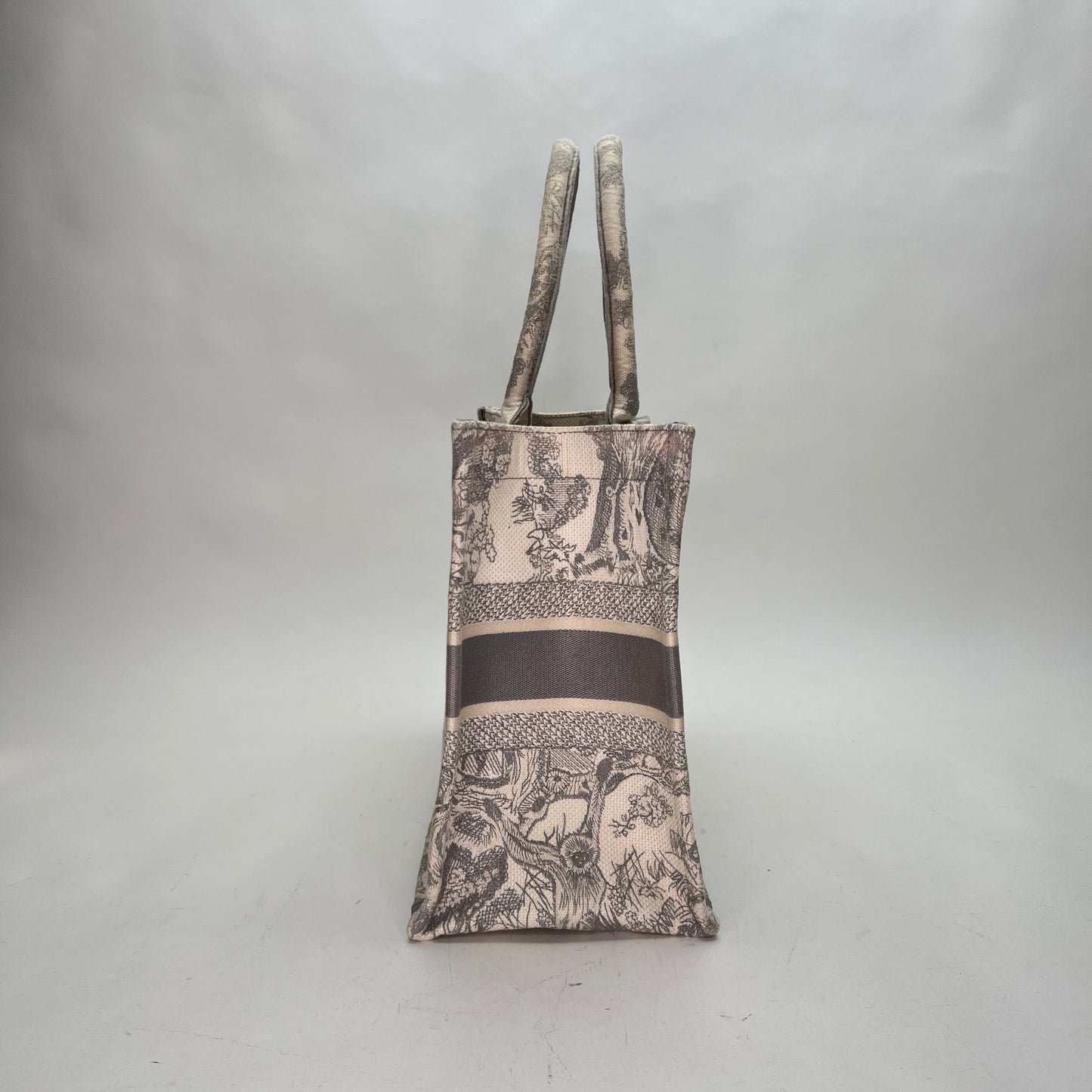 Book Tote Medium White Tote Bag in Canvas