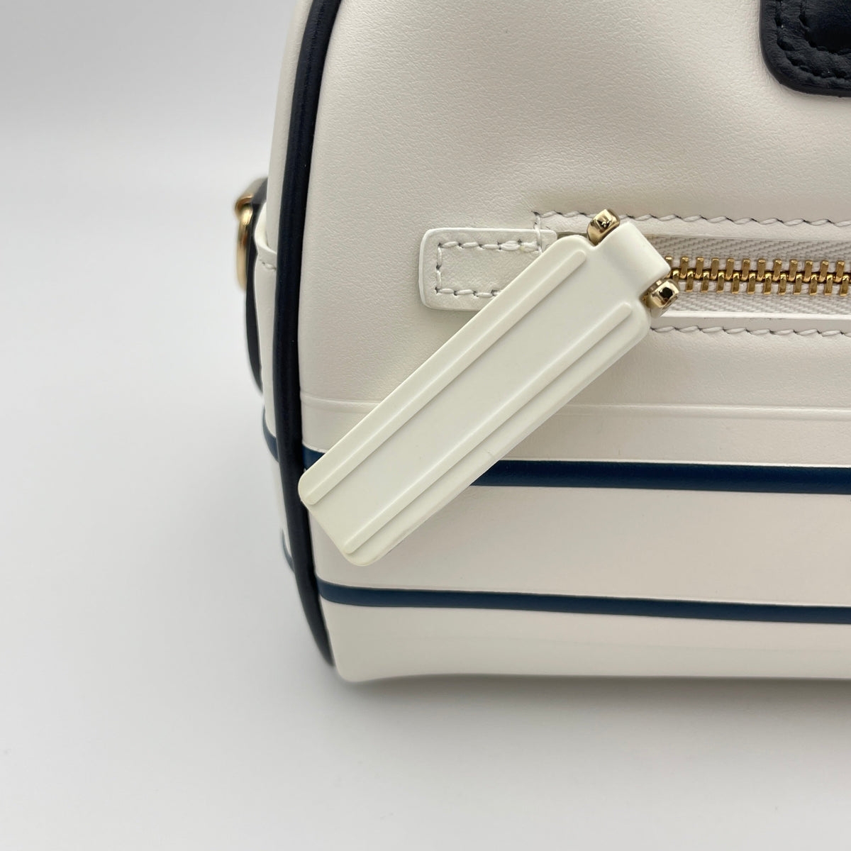 Vibe Bowling White Top Handle Bag in Calfskin, Gold hardware