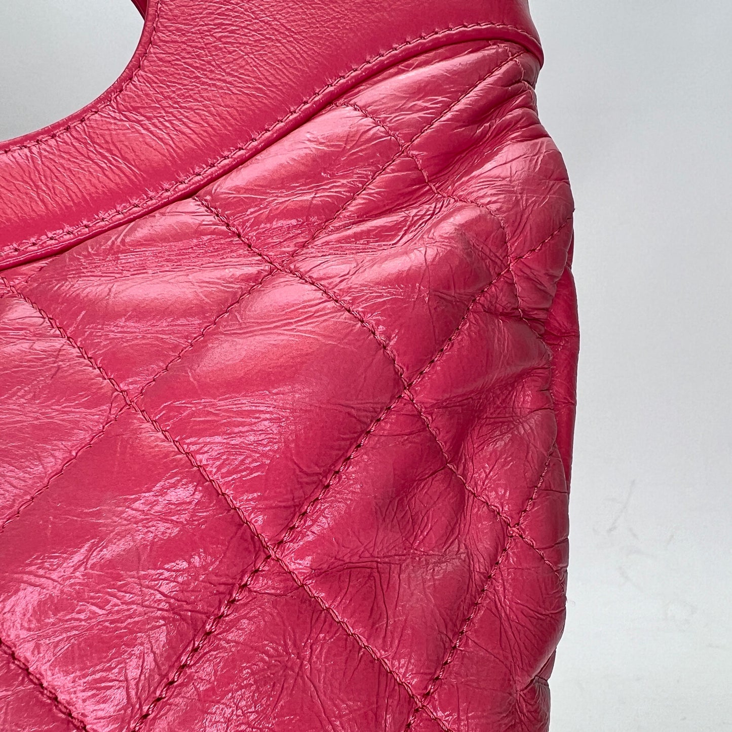 31 Shopping Medium Pink Tote Bag in Calfskin, Gold hardware