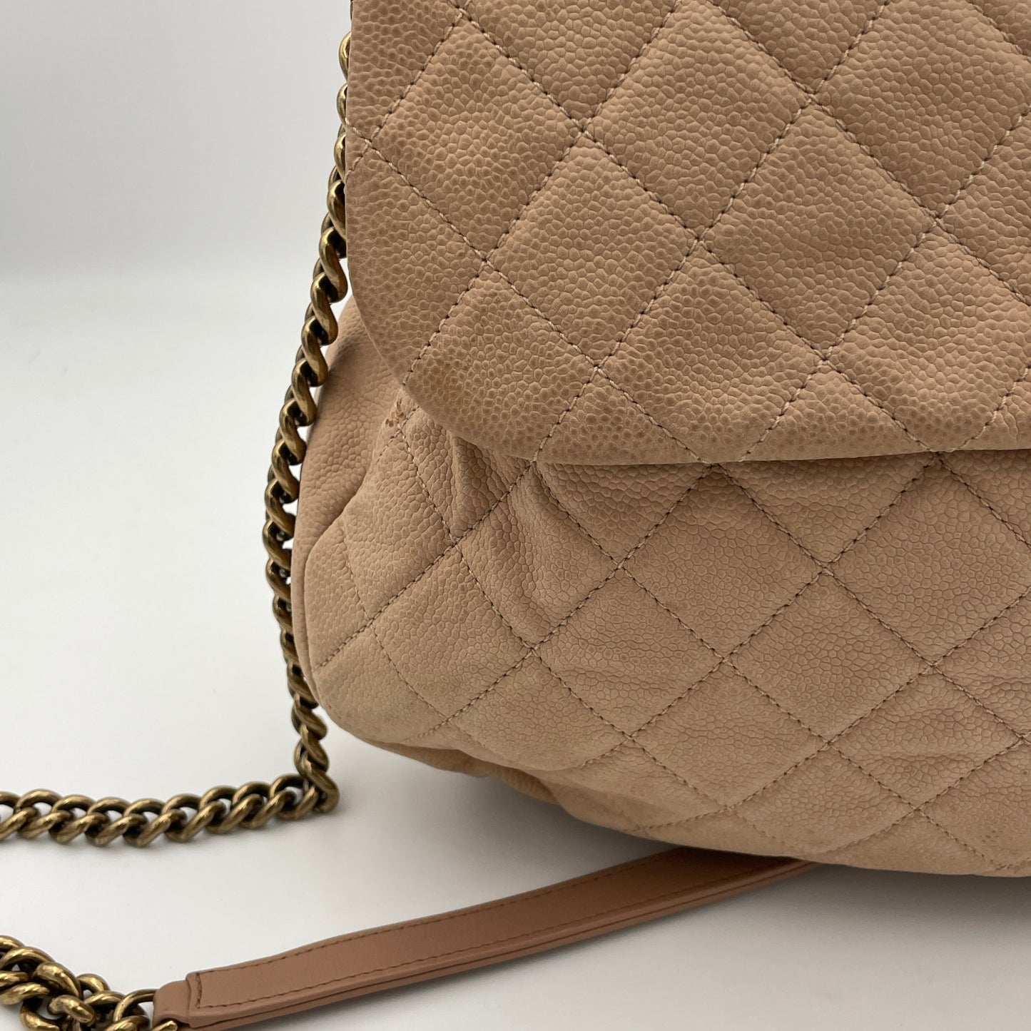 Flap Bag One Size Beige Shoulder Bag in Lambskin, Gold hardware