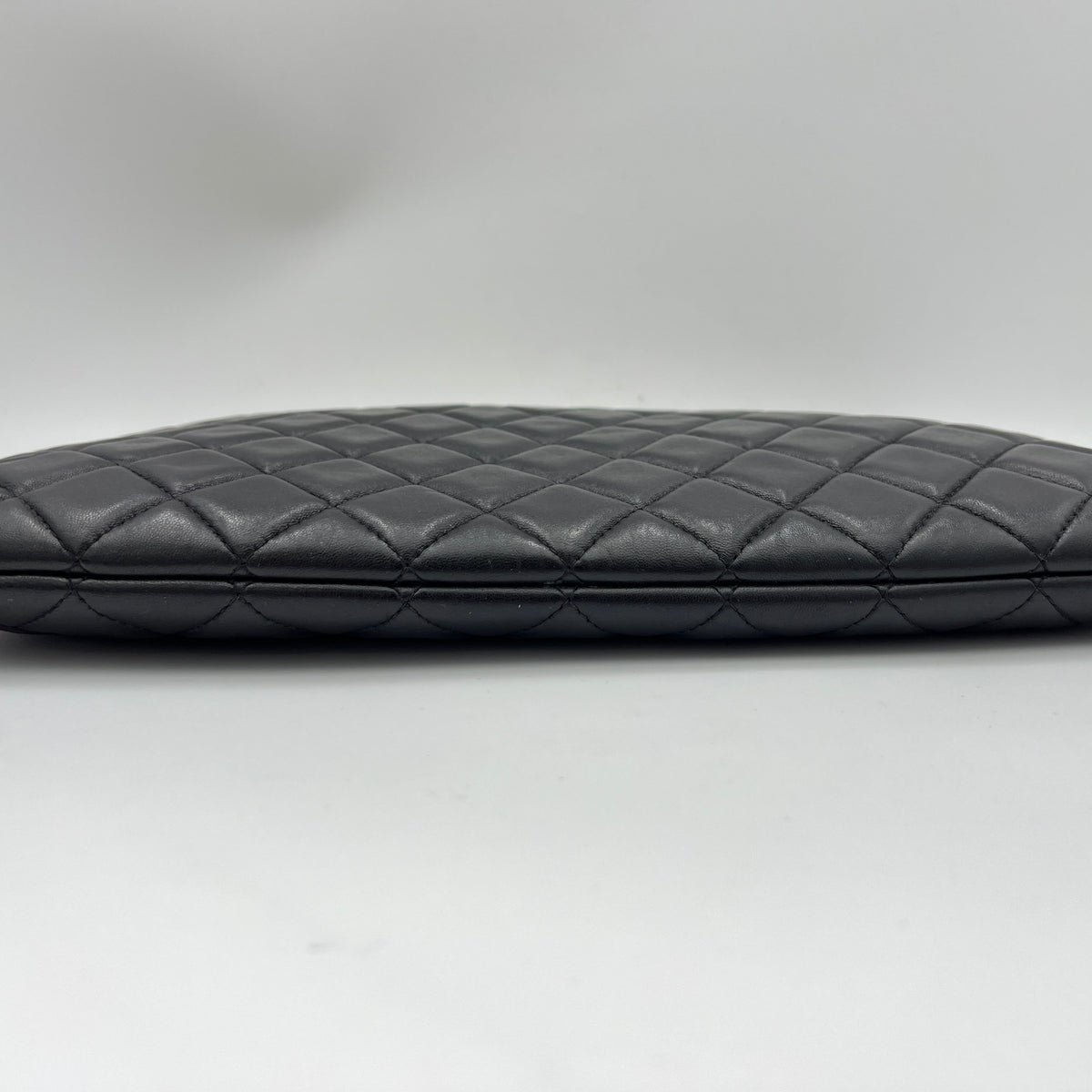O Case Large Black Pouch in Lambskin, Light Gold hardware