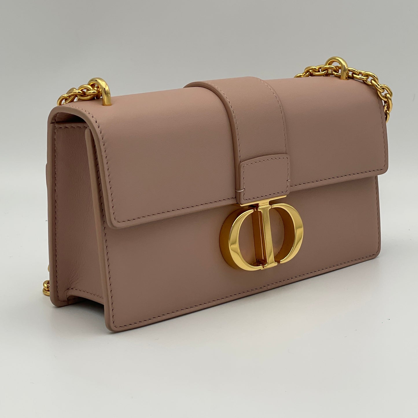 30 Montaigne East West Pink Crossbody Bag in Calfskin, Gold hardware