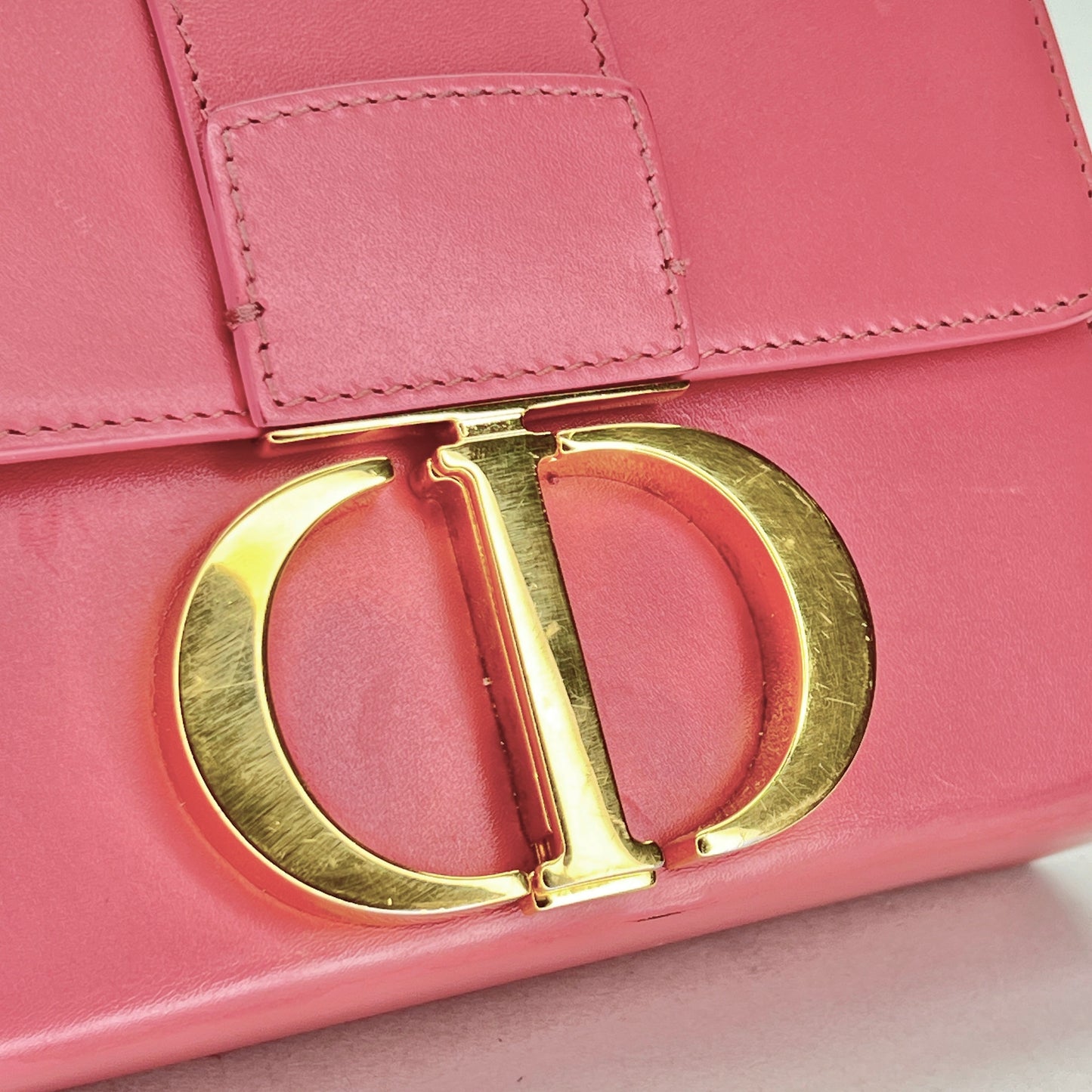 30 Montaigne Box Pink Crossbody Bag in Calfskin, Gold hardware