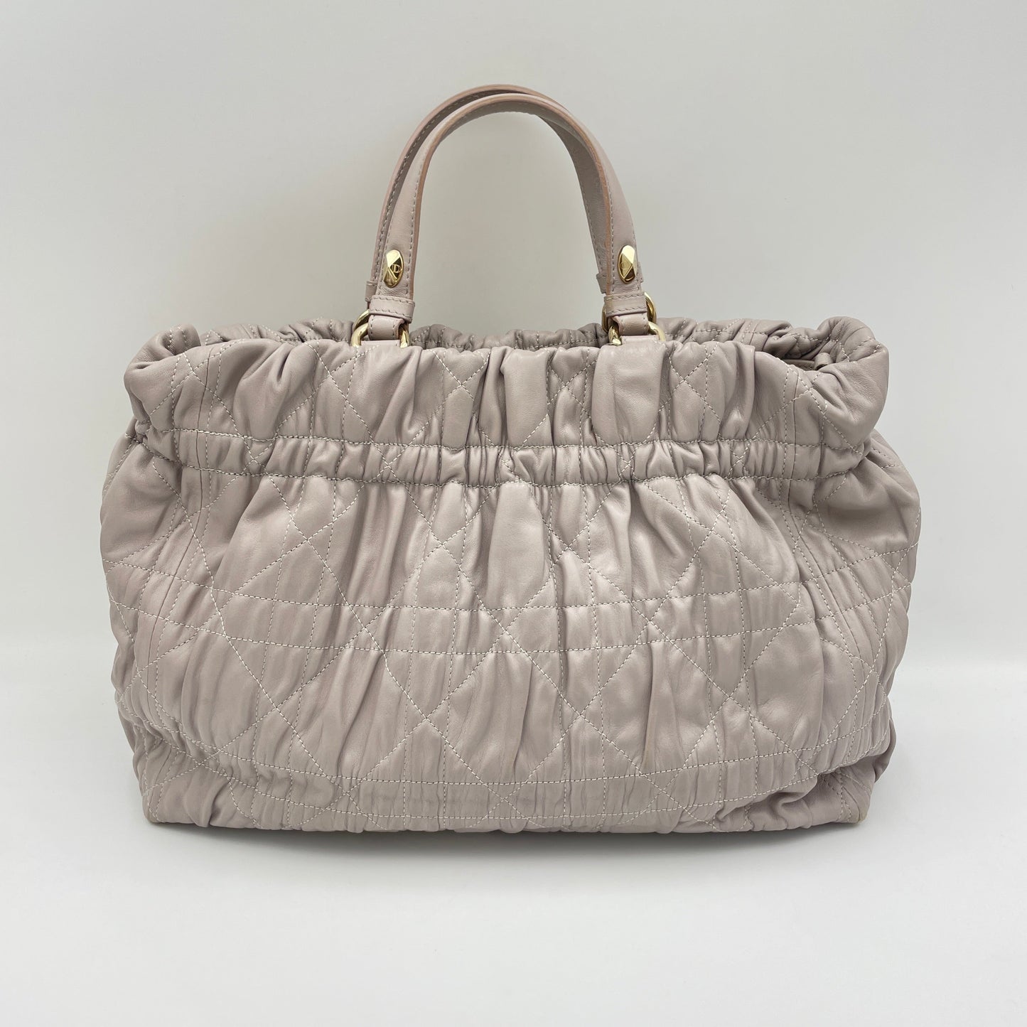 Gaufre Cannage Grey Tote Bag in Lambskin, Light Gold hardware