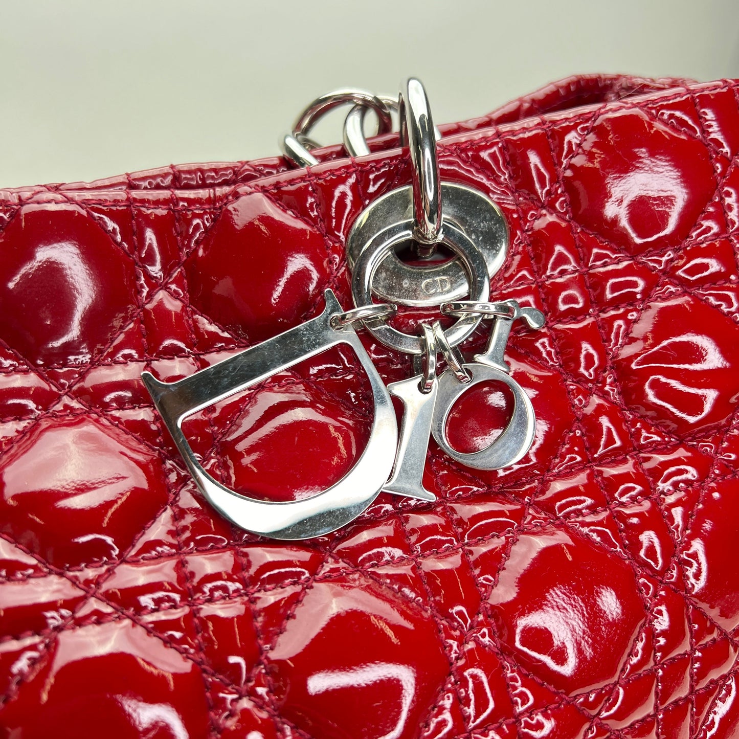Cannage Shopping Red Tote Bag in Patent Leather, Silver hardware