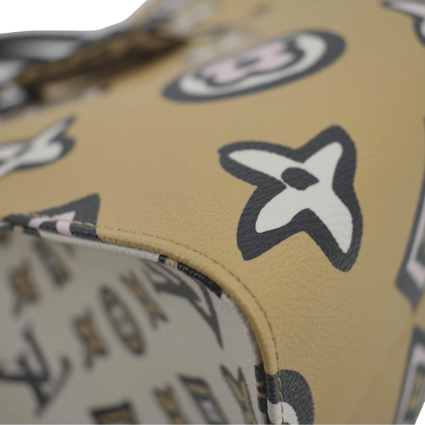 LOUIS VUITTON Onthego Wild At Heart Monogram Canvas Tote Bag Arizona