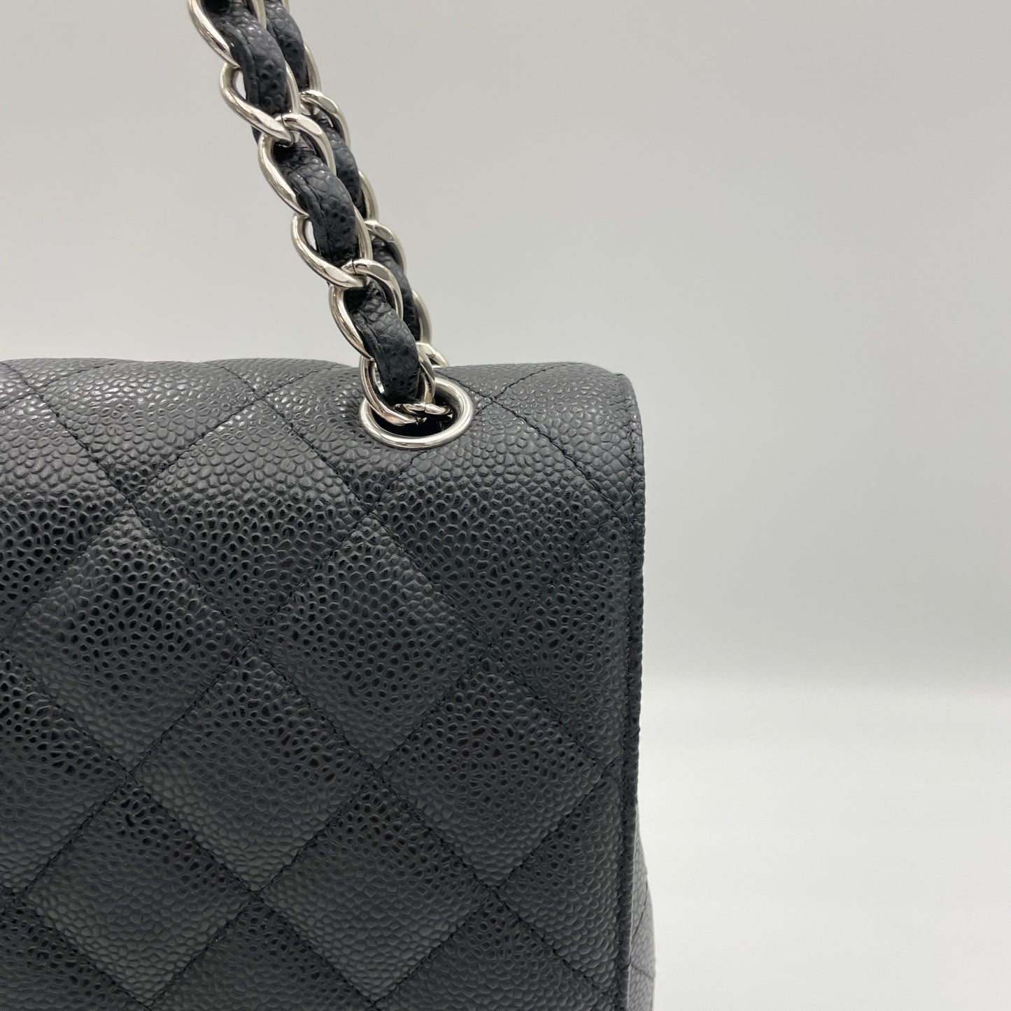 Classic Flap Maxi Black Shoulder Bag in Caviar Leather, Silver hardware