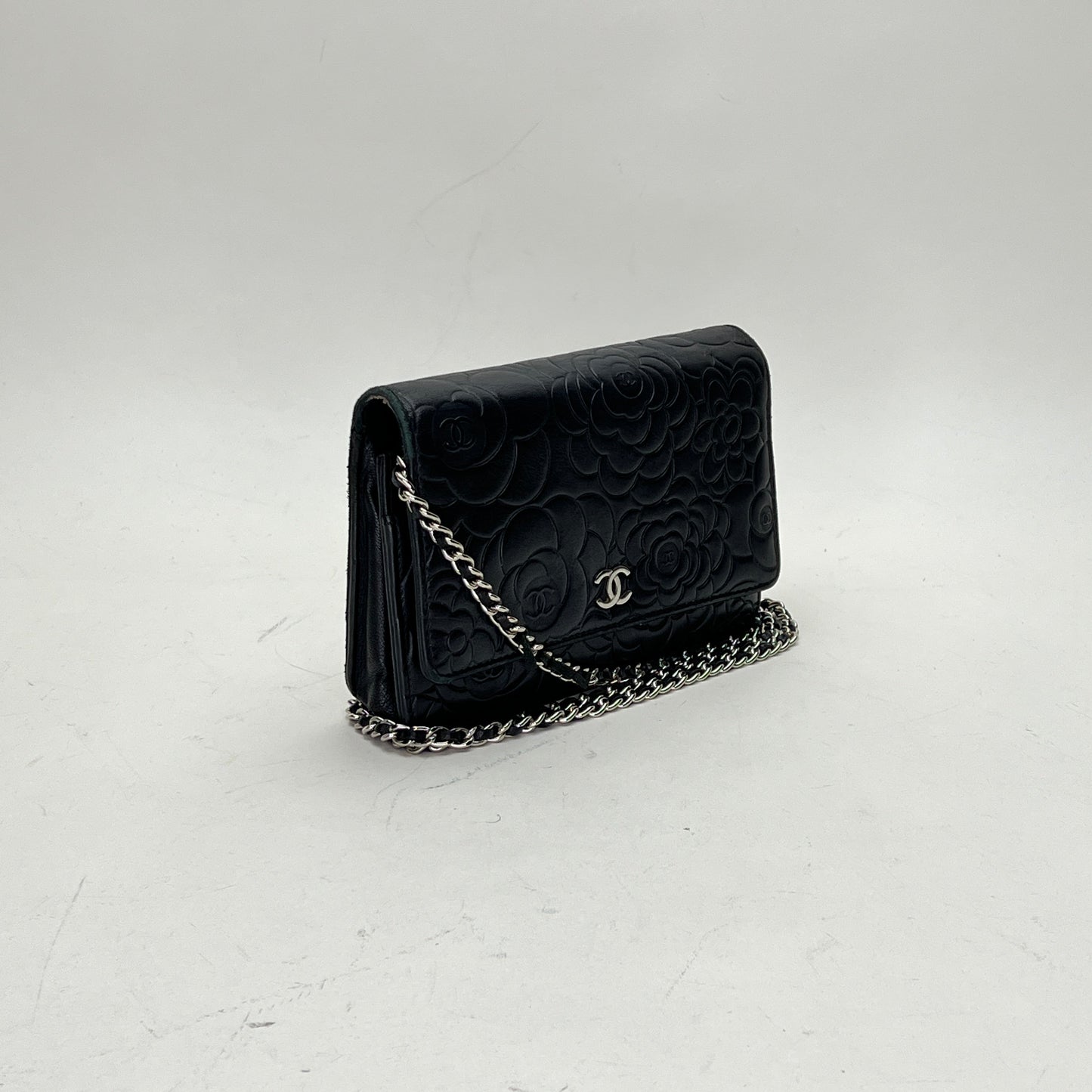 Camellia Black Wallet on Chain in Lambskin, Silver hardware