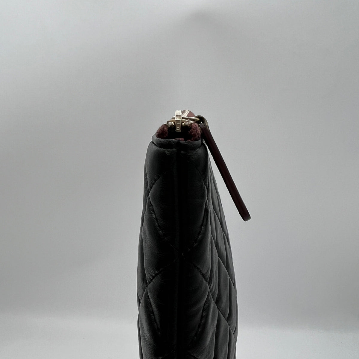 O Case Large Black Pouch in Lambskin, Light Gold hardware