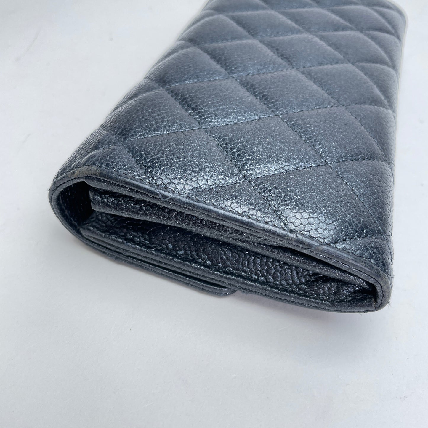 Long Flap Grey Wallet in Caviar Leather, Silver hardware