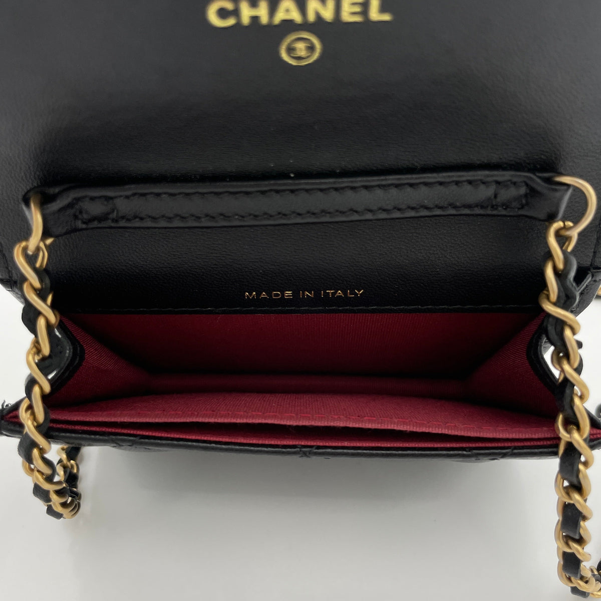 Classic Flap Chain Mini Black Card Holder in Lambskin, Gold hardware