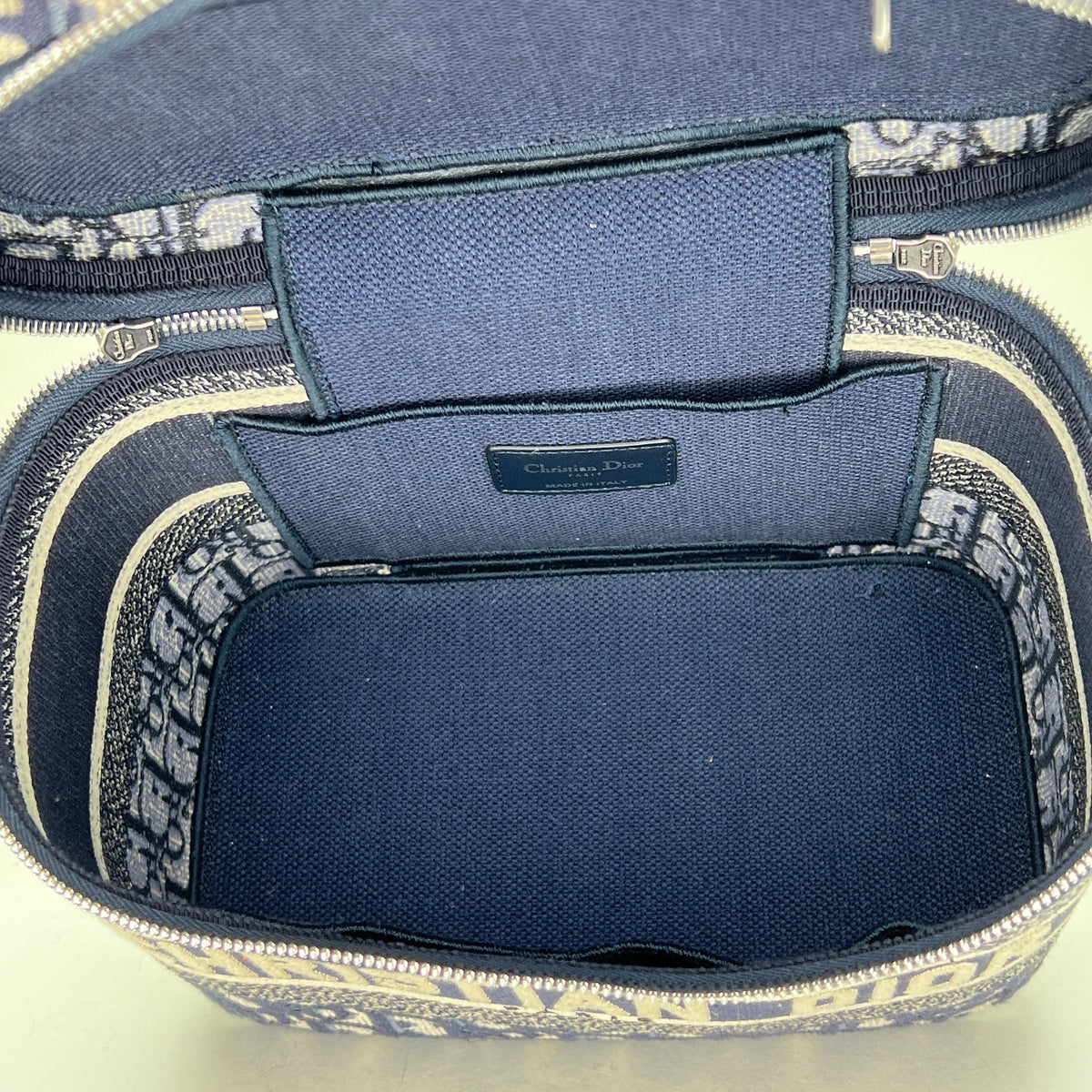 Travel vanity Navy Vanity Bag in Jacquard, Silver hardware