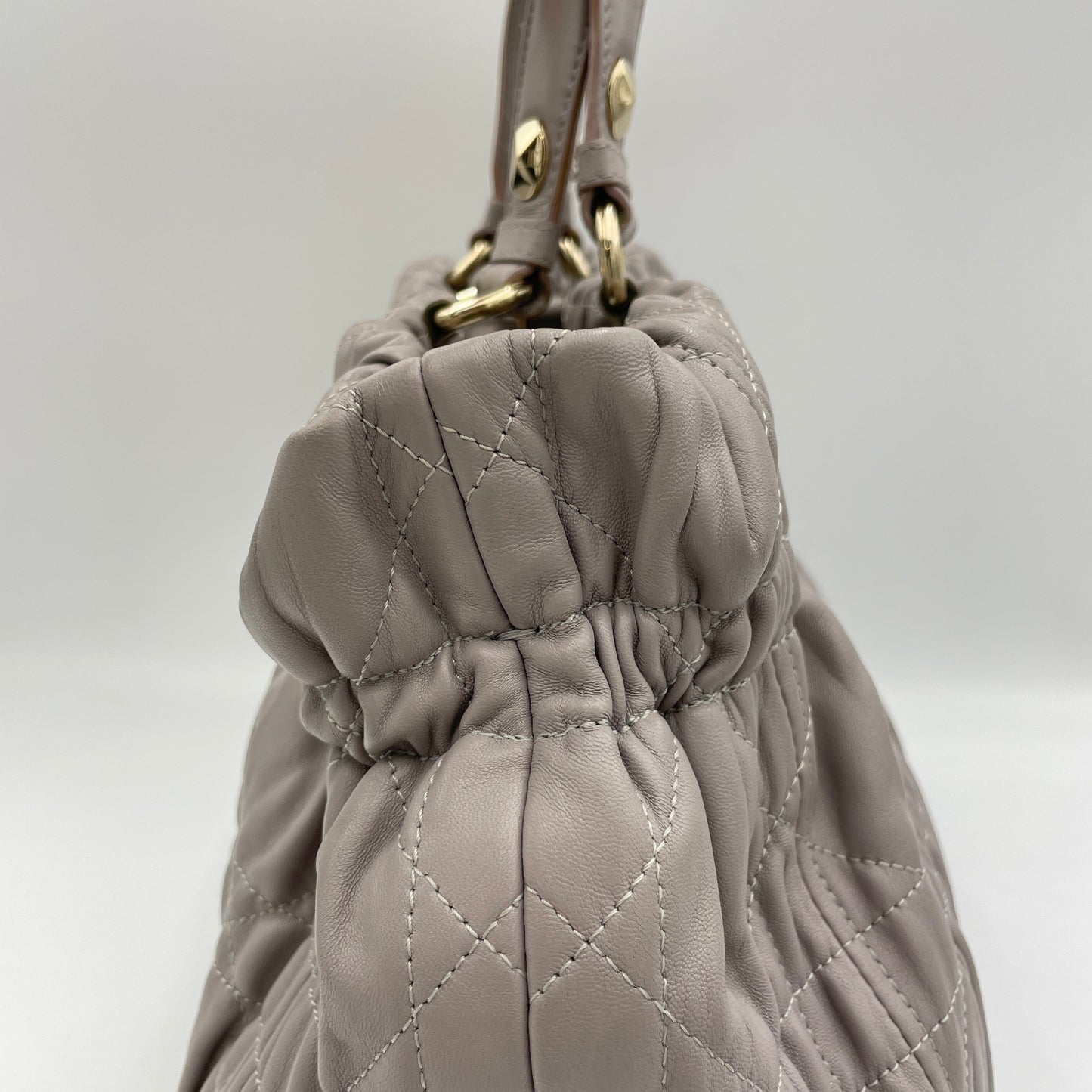 Gaufre Cannage Grey Tote Bag in Lambskin, Light Gold hardware