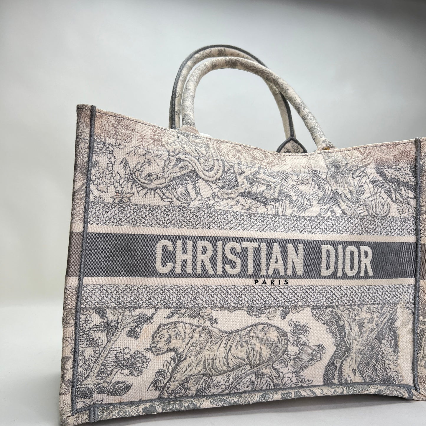 Book Tote Medium Grey Tote Bag in Canvas